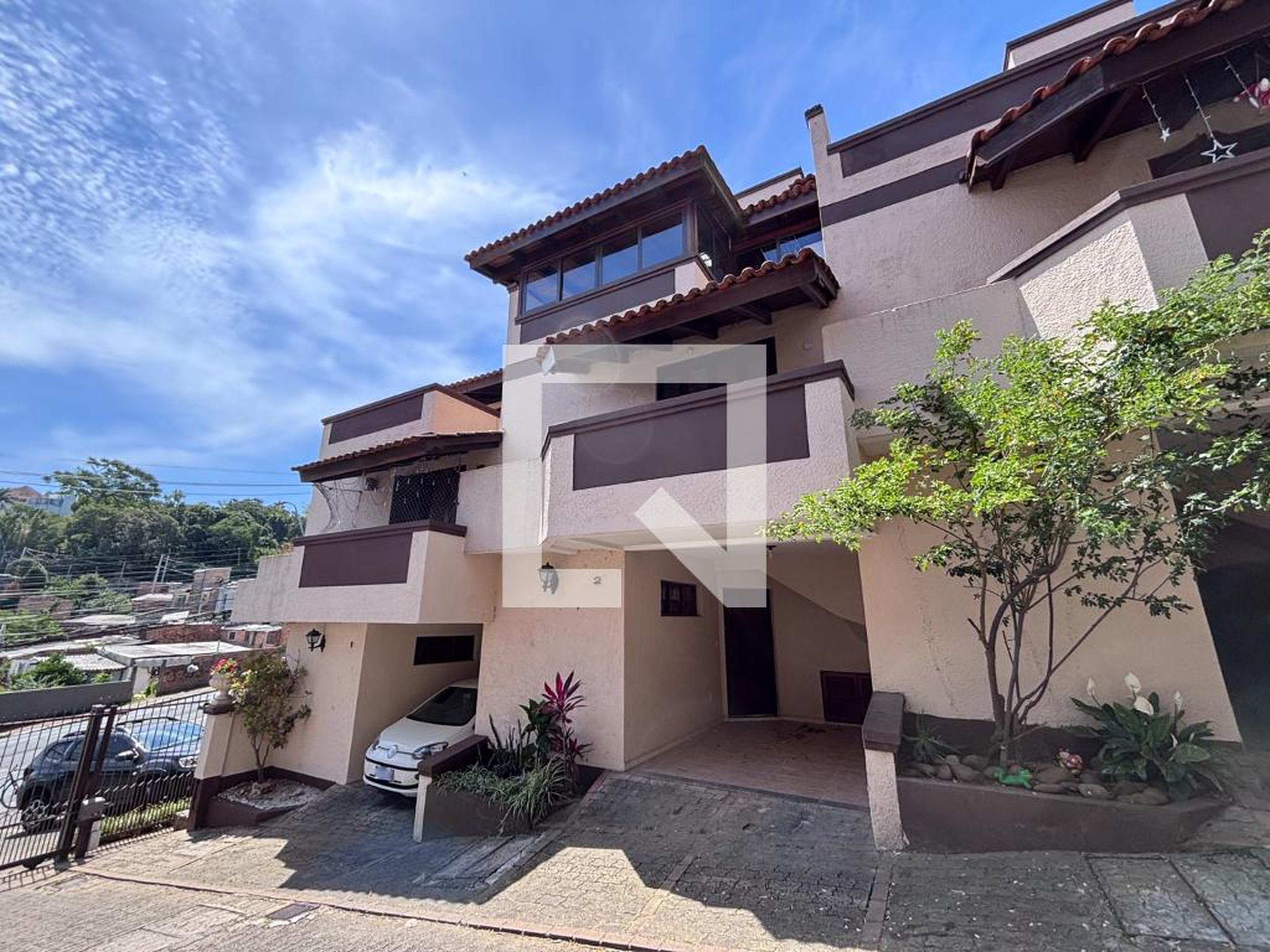 Fachada Condomínio Vila Rossano