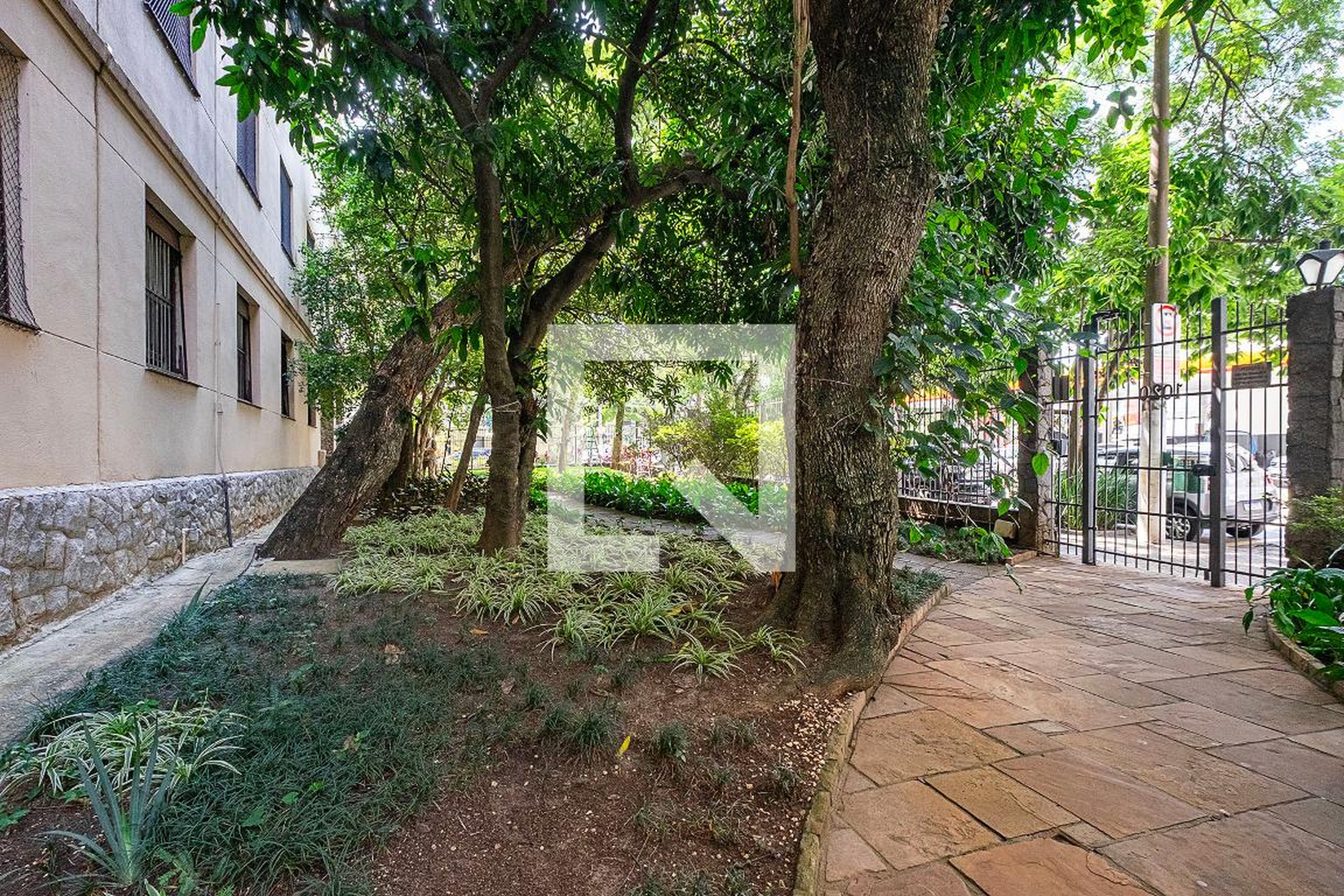 Área comum - 28 de Agosto