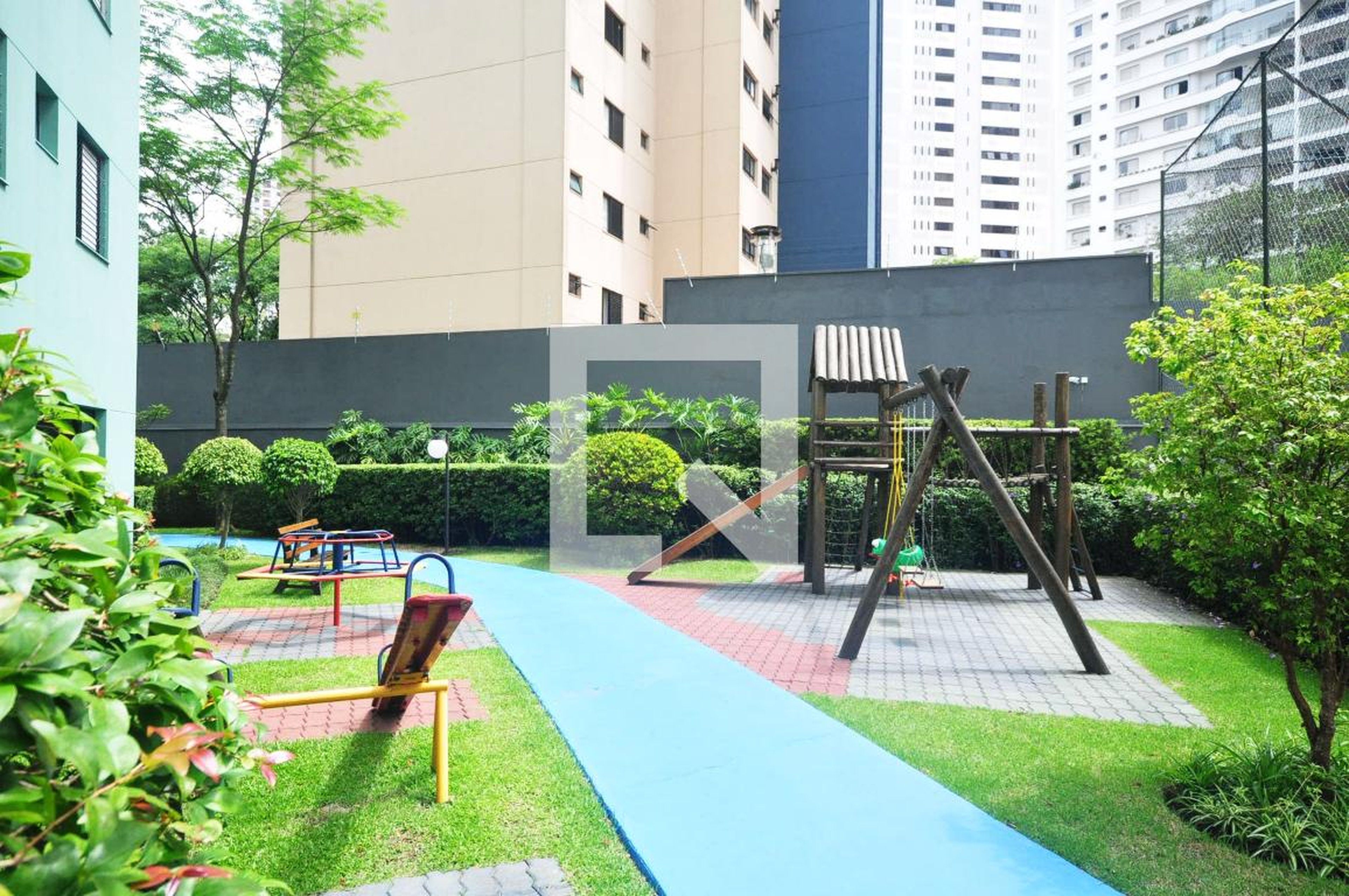 Playground - Noble Maison