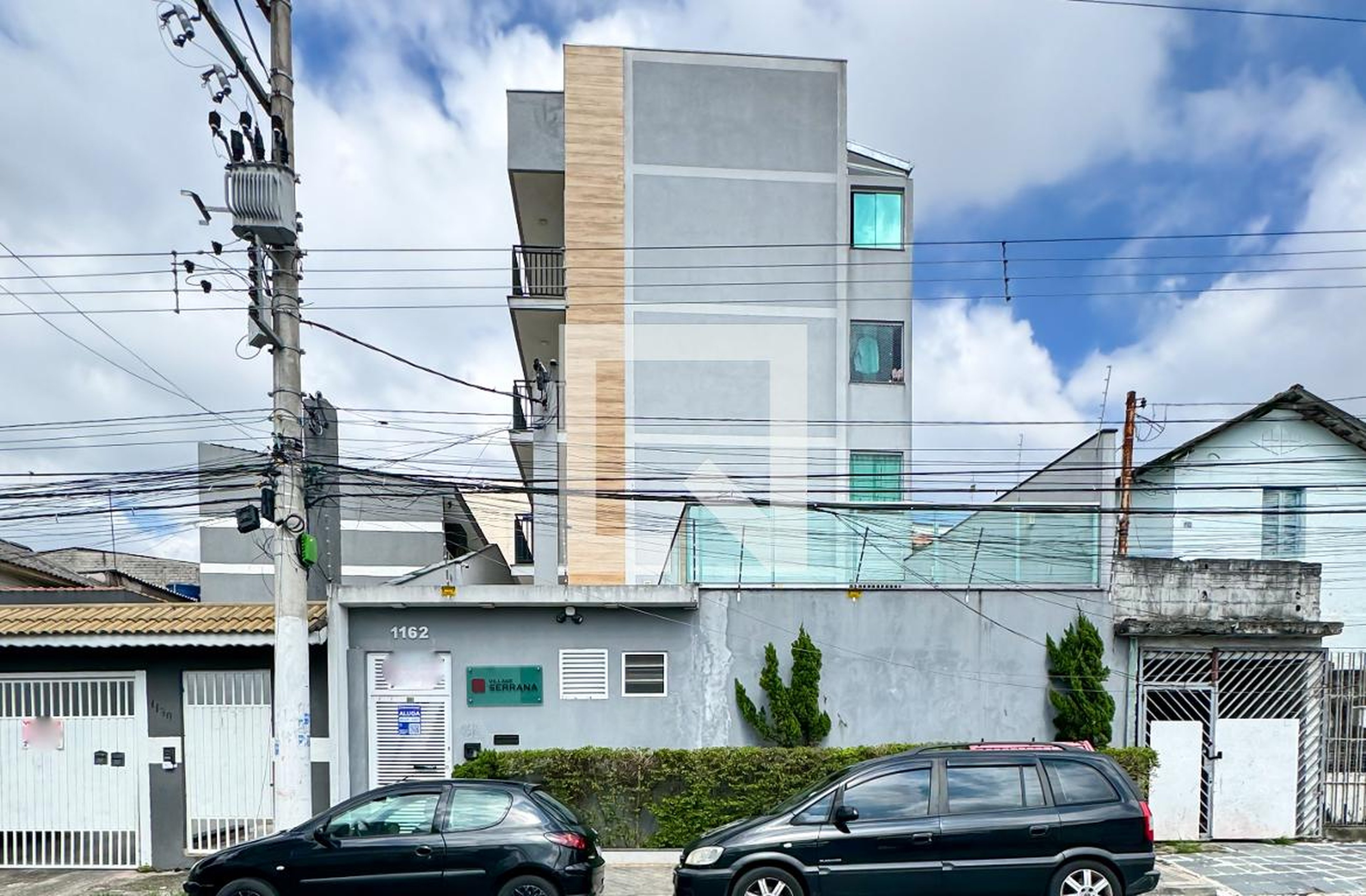 Fachada Condomínio Village Serrana