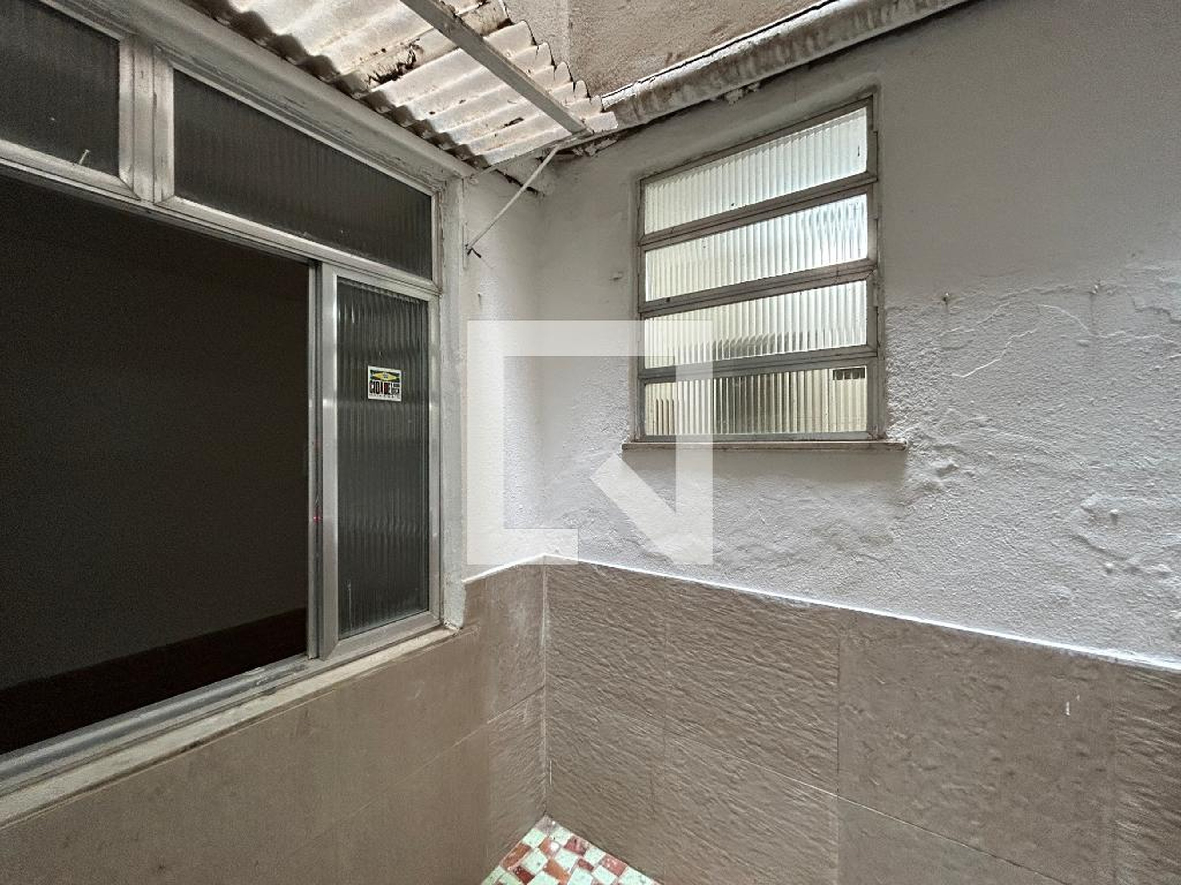 Área externa - Americana, 74