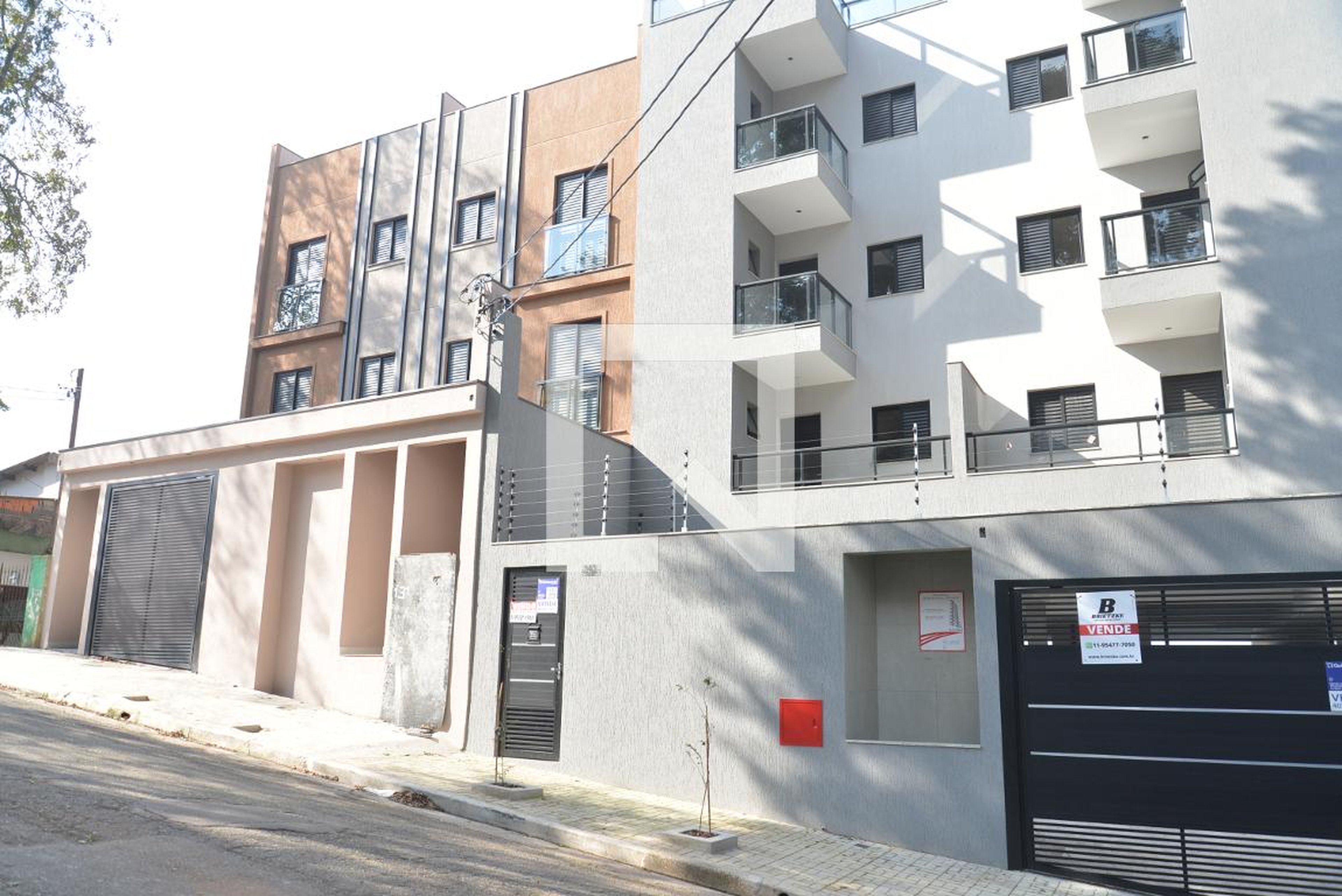 Fachada do Prédio Condomínio em Rua Índia, 143