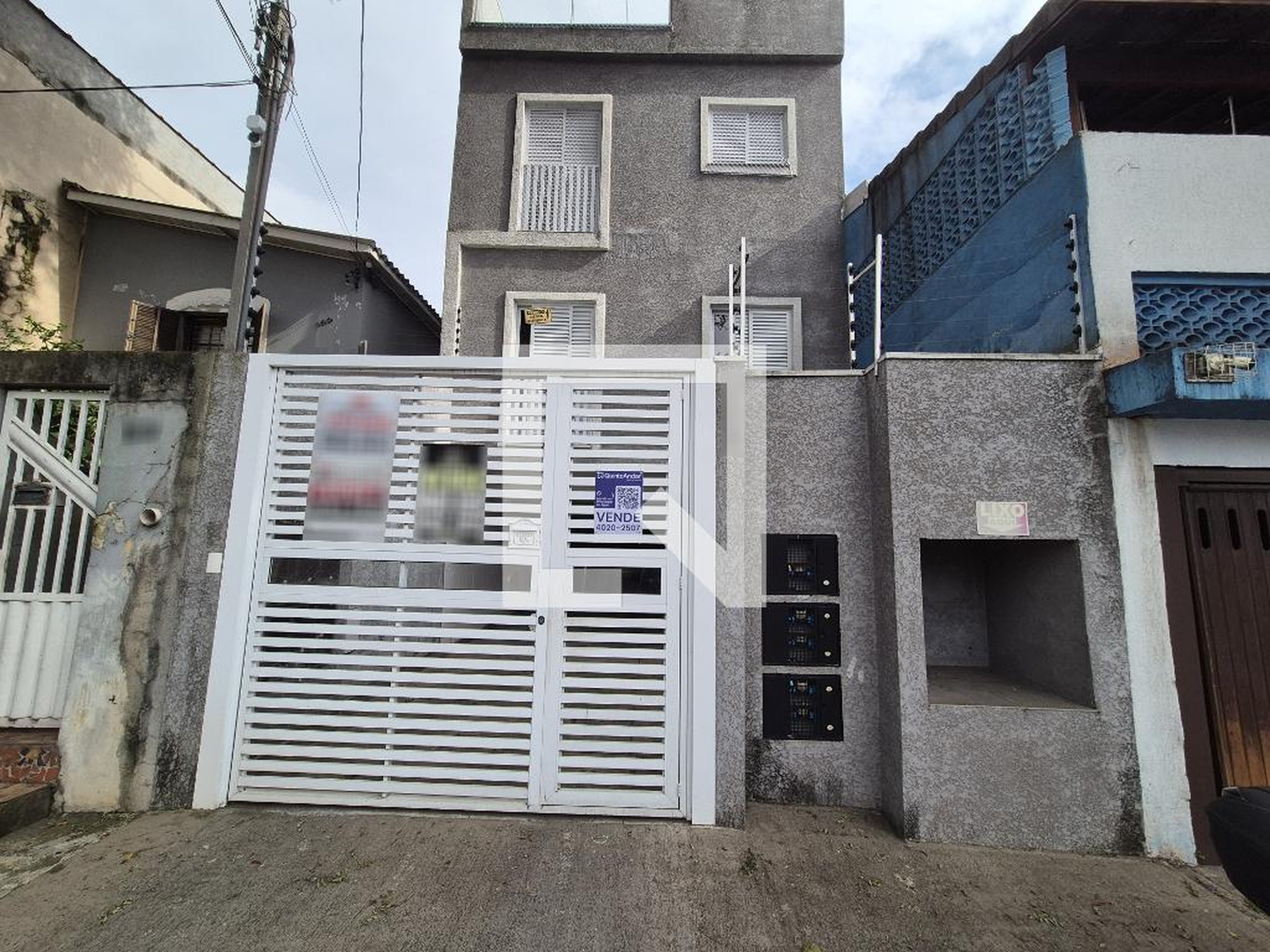 Fachada Condomínio em Rua Cambuquira, 175