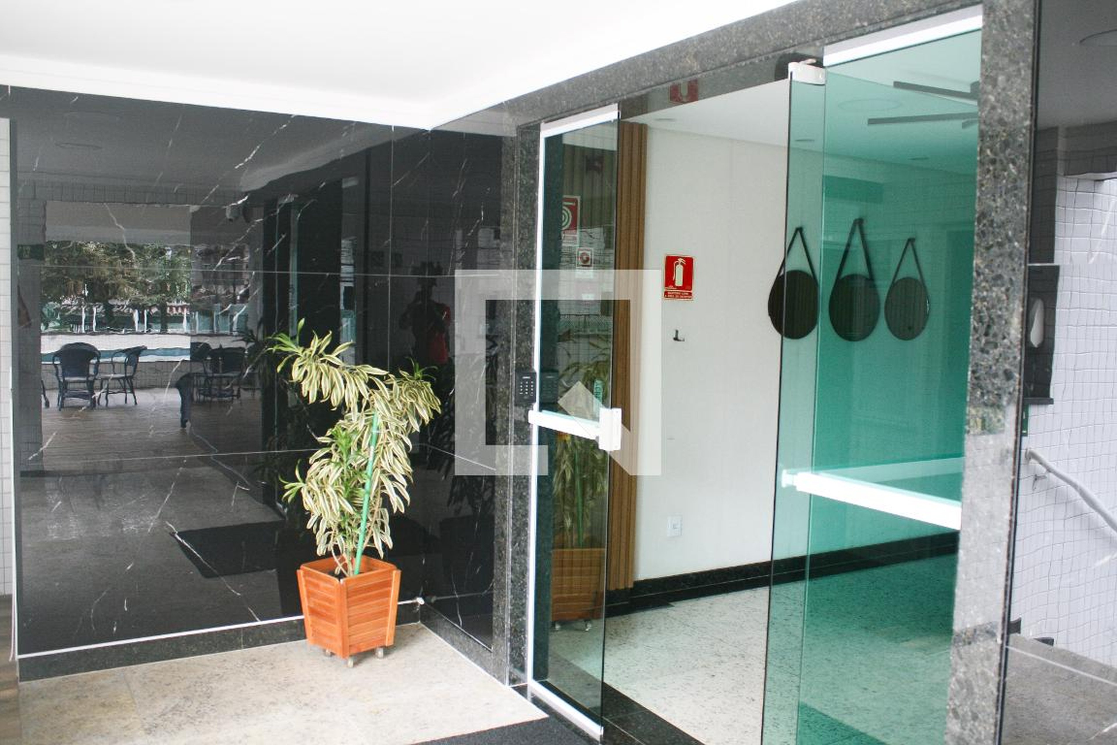 Entrada - Edifício Residencial Montevidéu