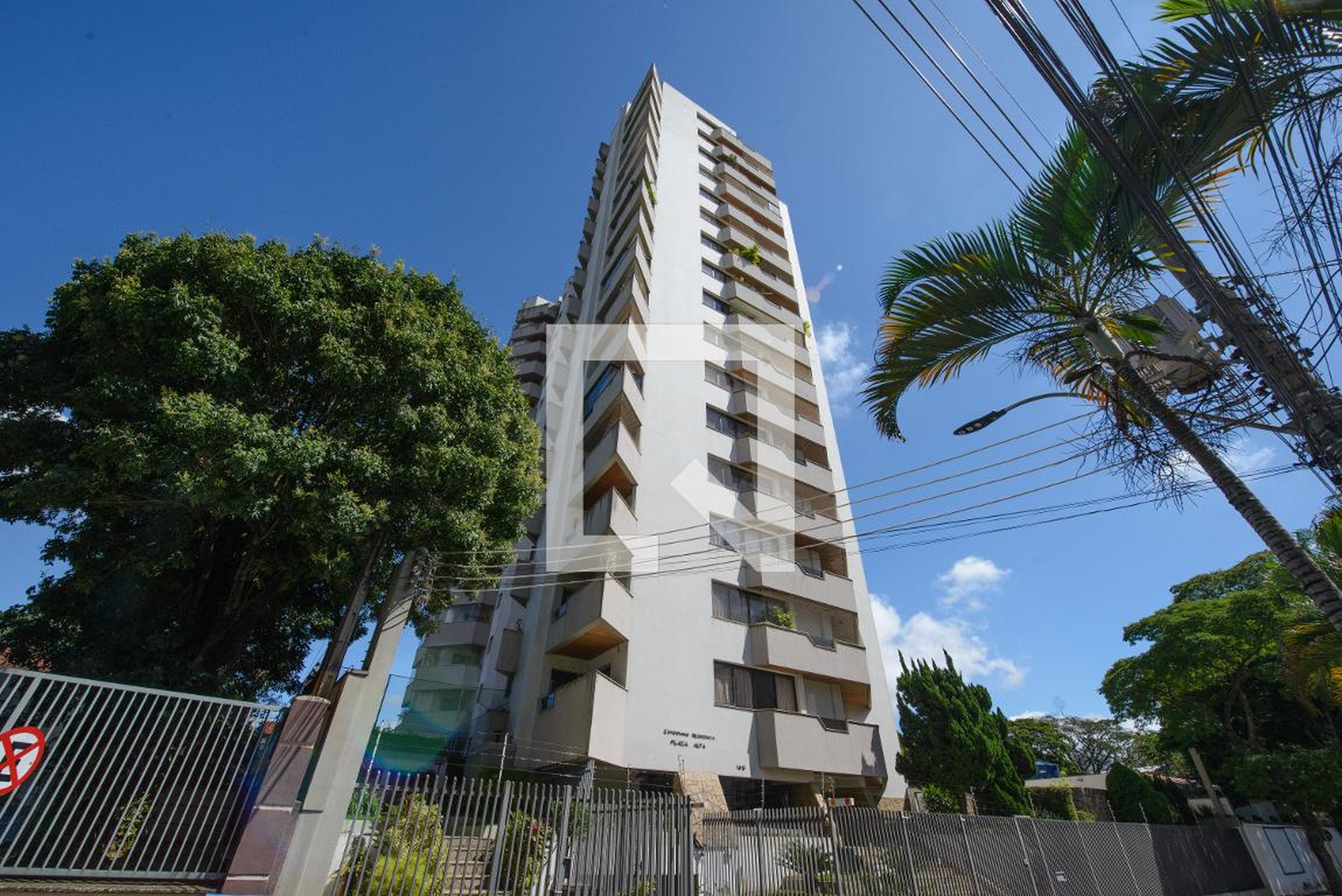 Fachada Condomínio em Avenida Tiradentes, 168