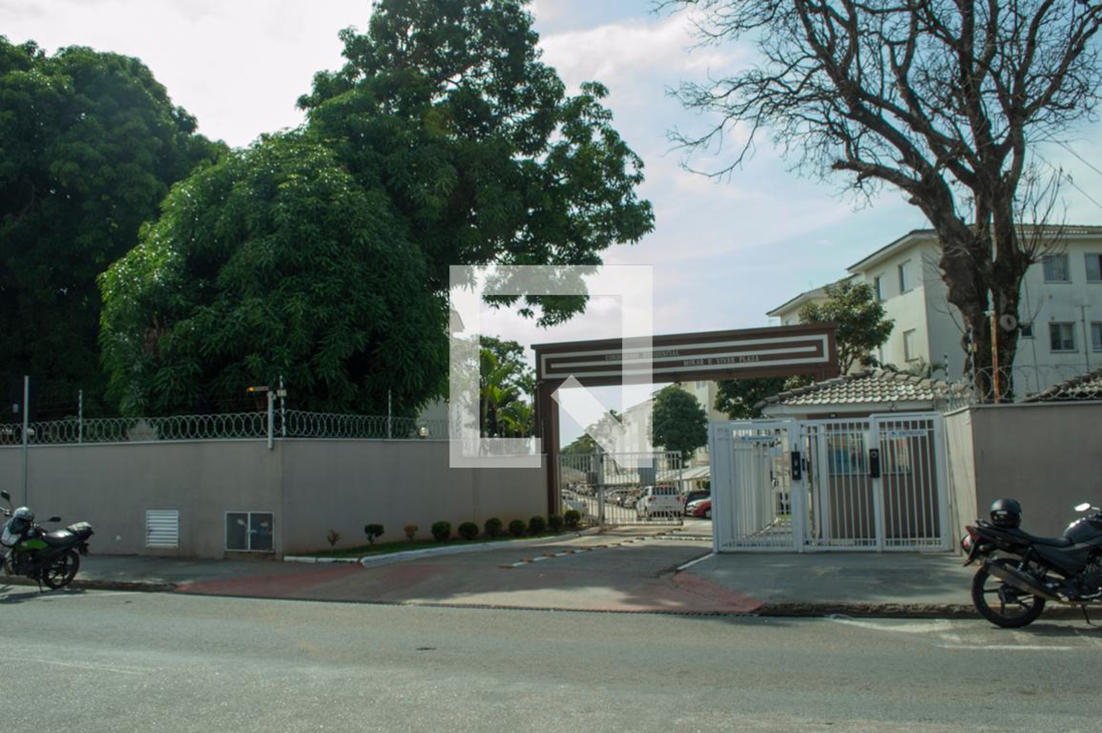 Fachada Condomínio Morar e Viver III