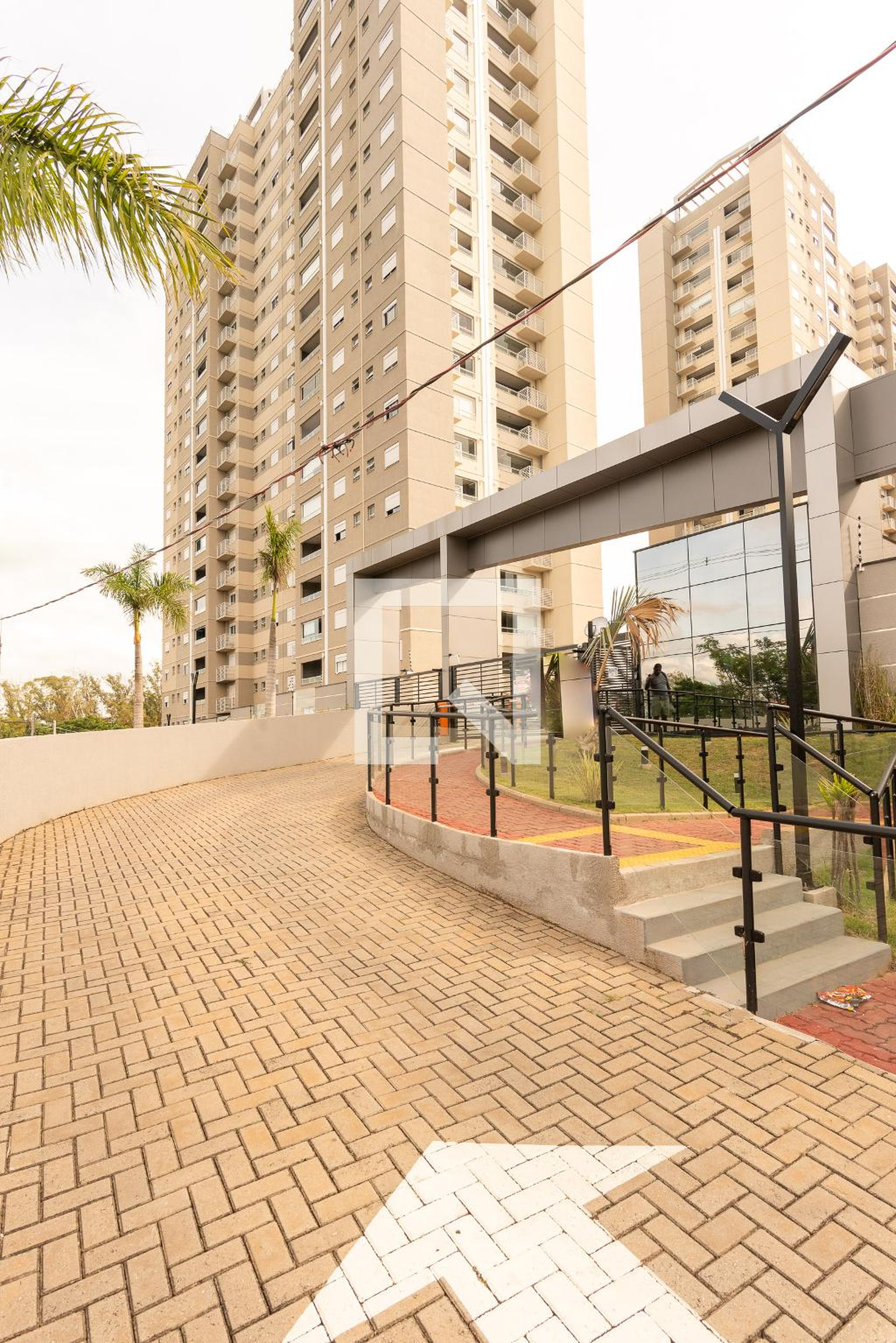 Fachada do Condomínio Condomínio em Rua Aguinaldo Xavier de Souza, 1135