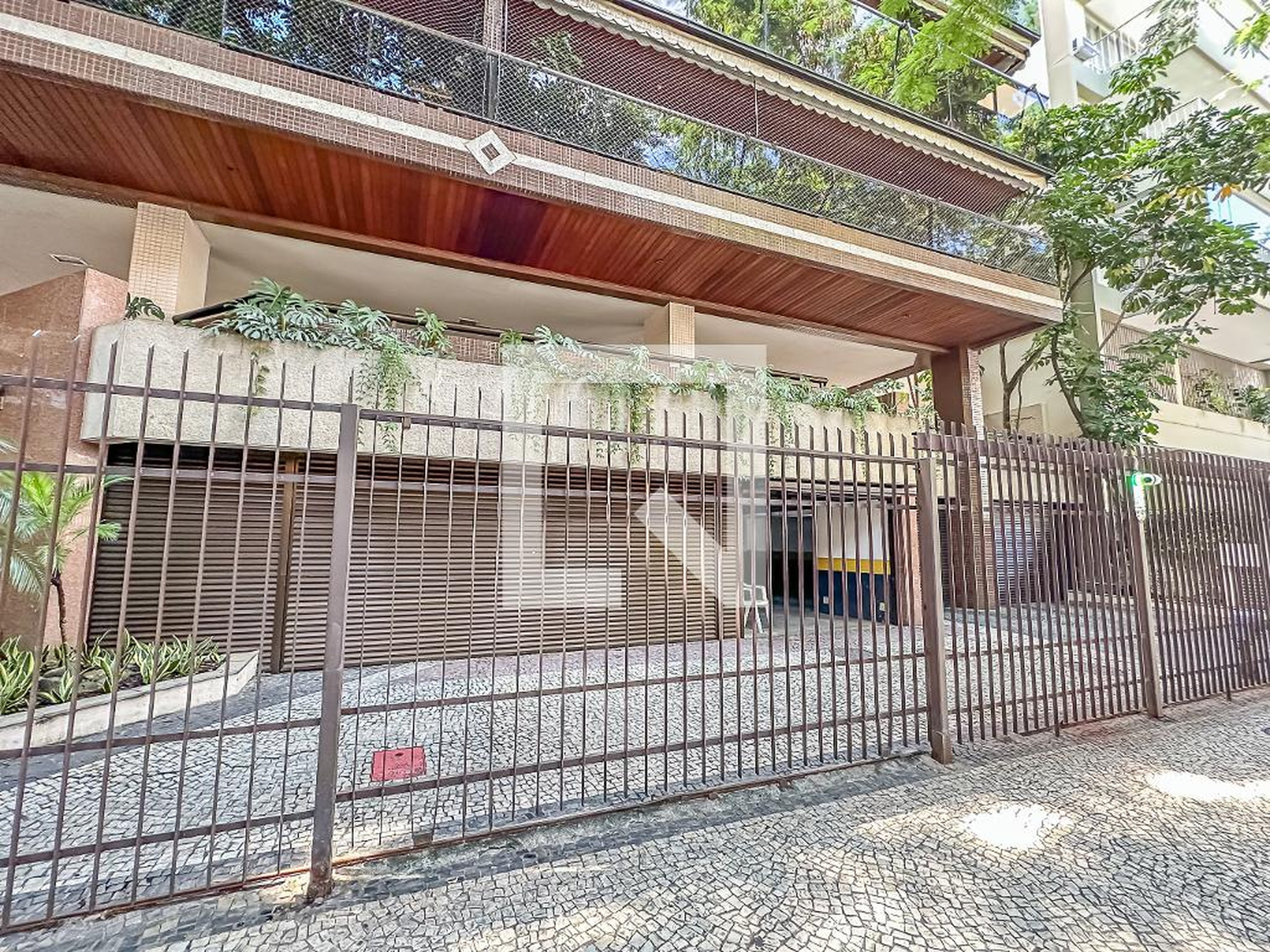 Fachada Condomínio Sebastian Bach