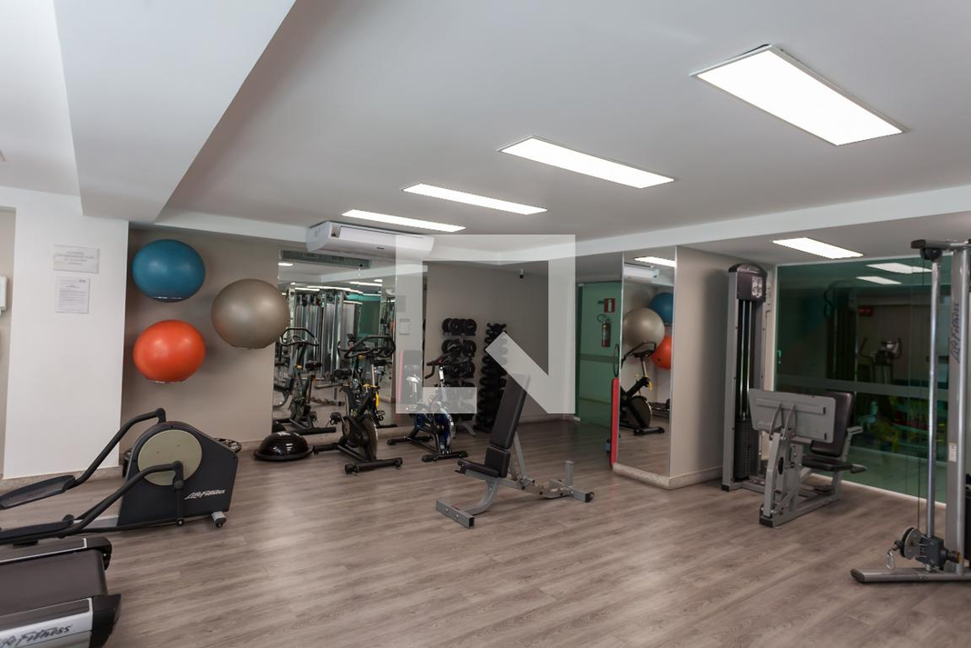 Academia - Edifício Saint-Emilion