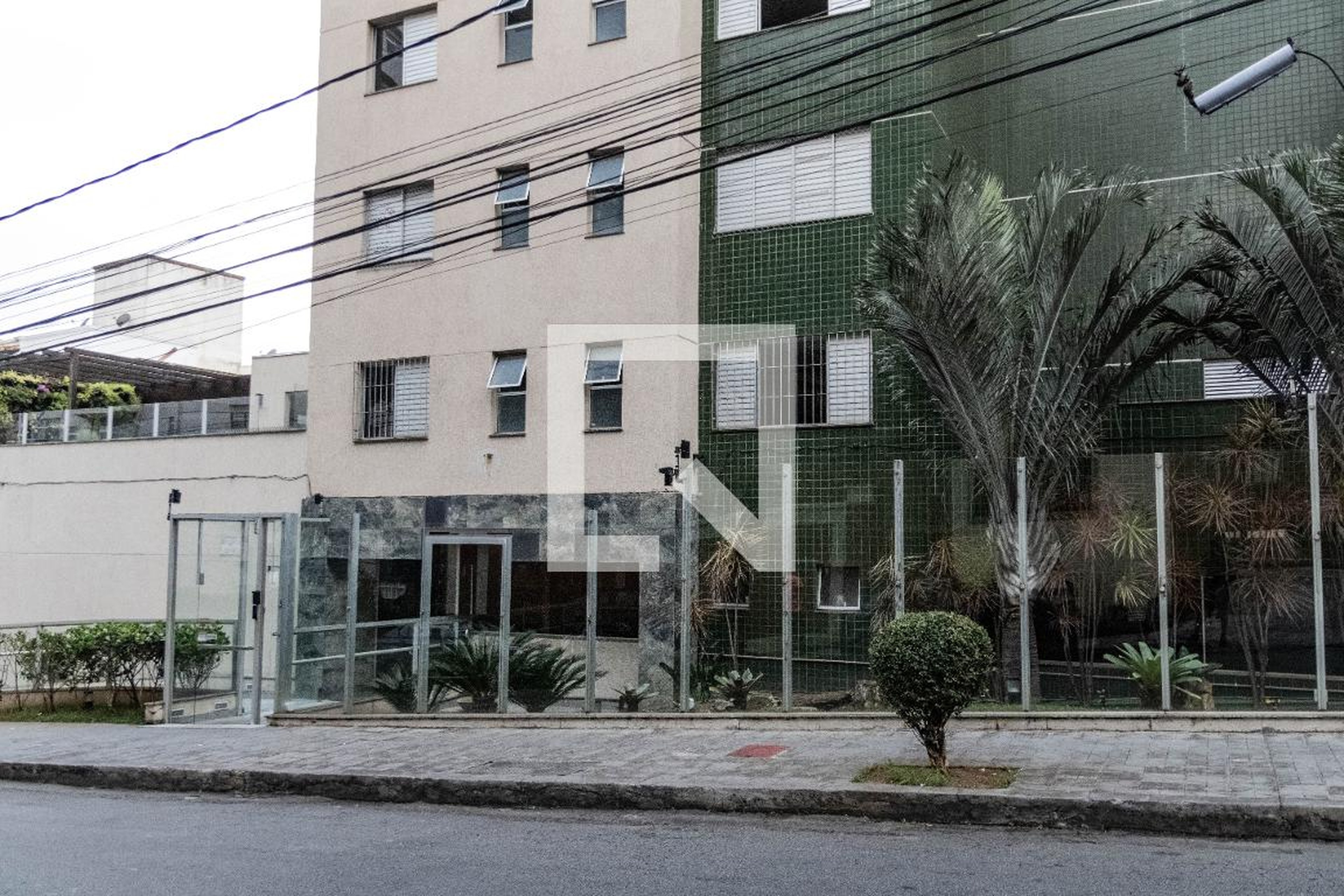 Fachada do Prédio Condomínio Castanheiras