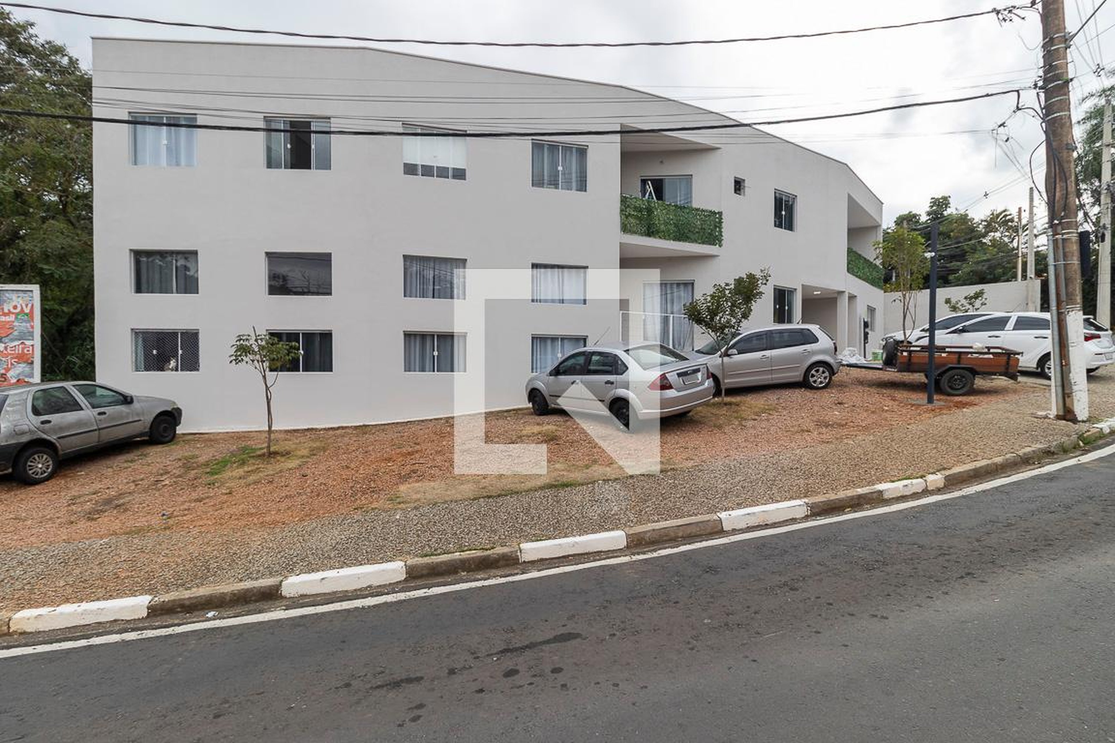 Fachada Condomínio em Rua Evaristo Júlio Cirílo Franceschini, 1