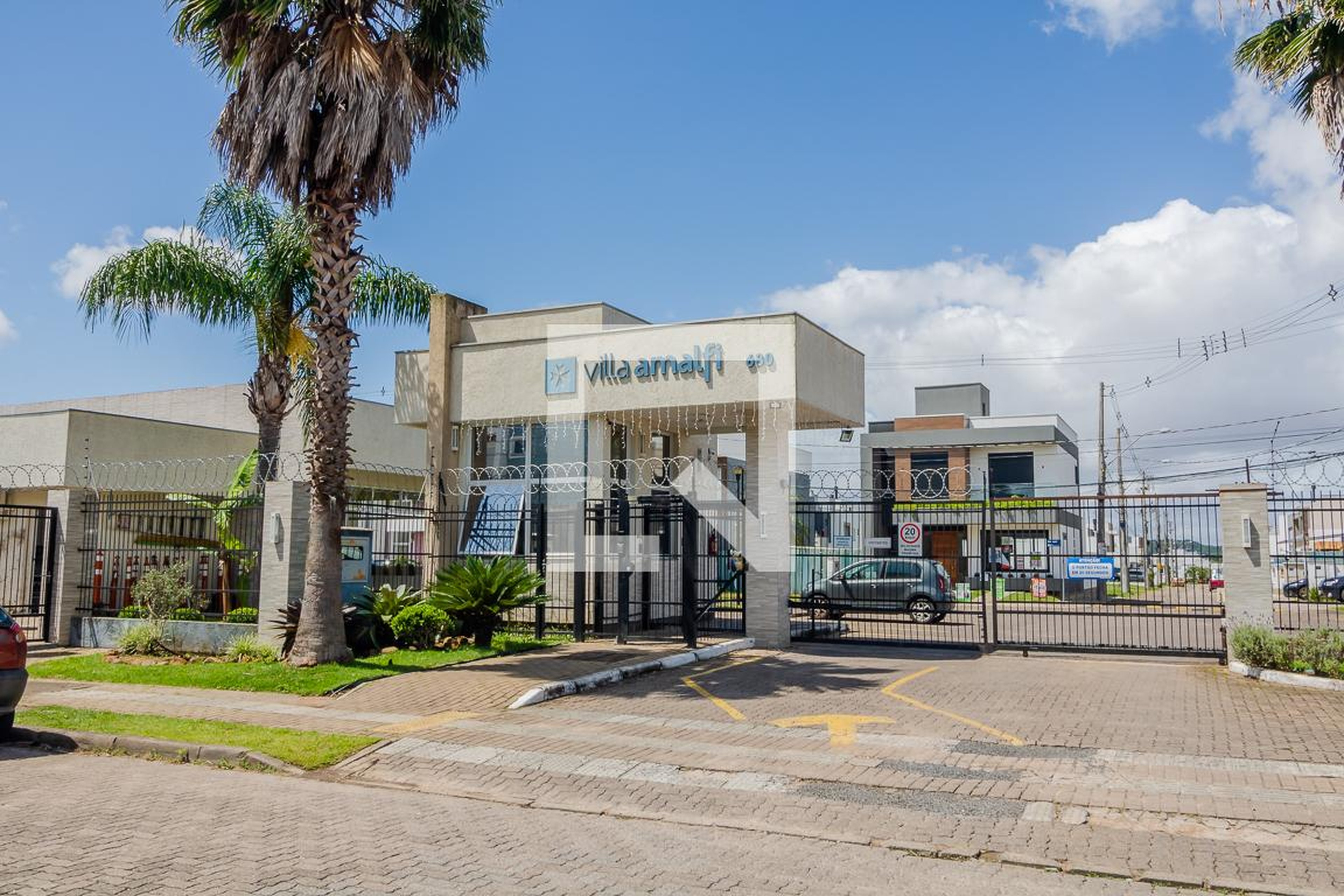 Fachada do Condomínio Condomínio Villa Amalfi