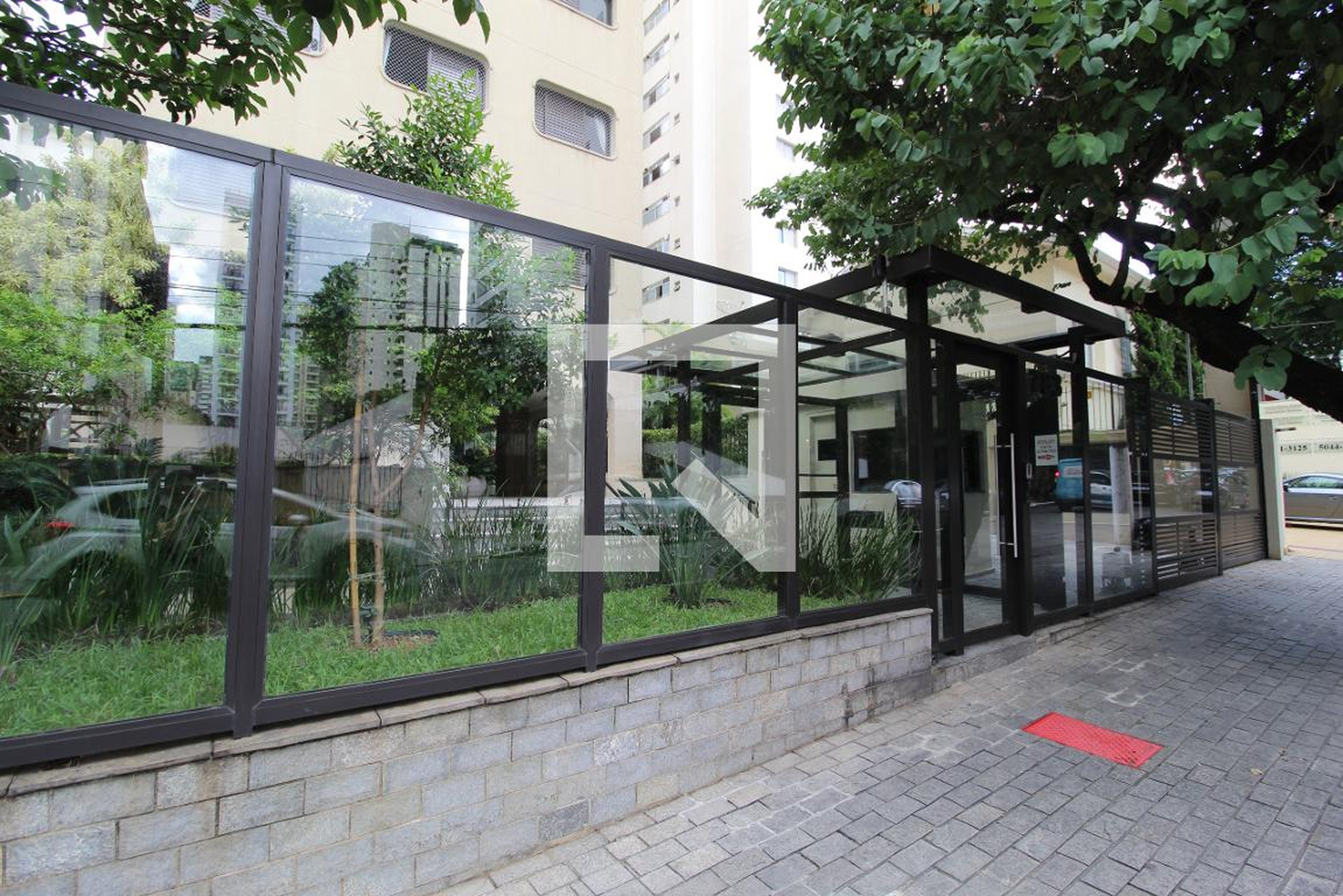 Fachada do Prédio Edifício Via Apia