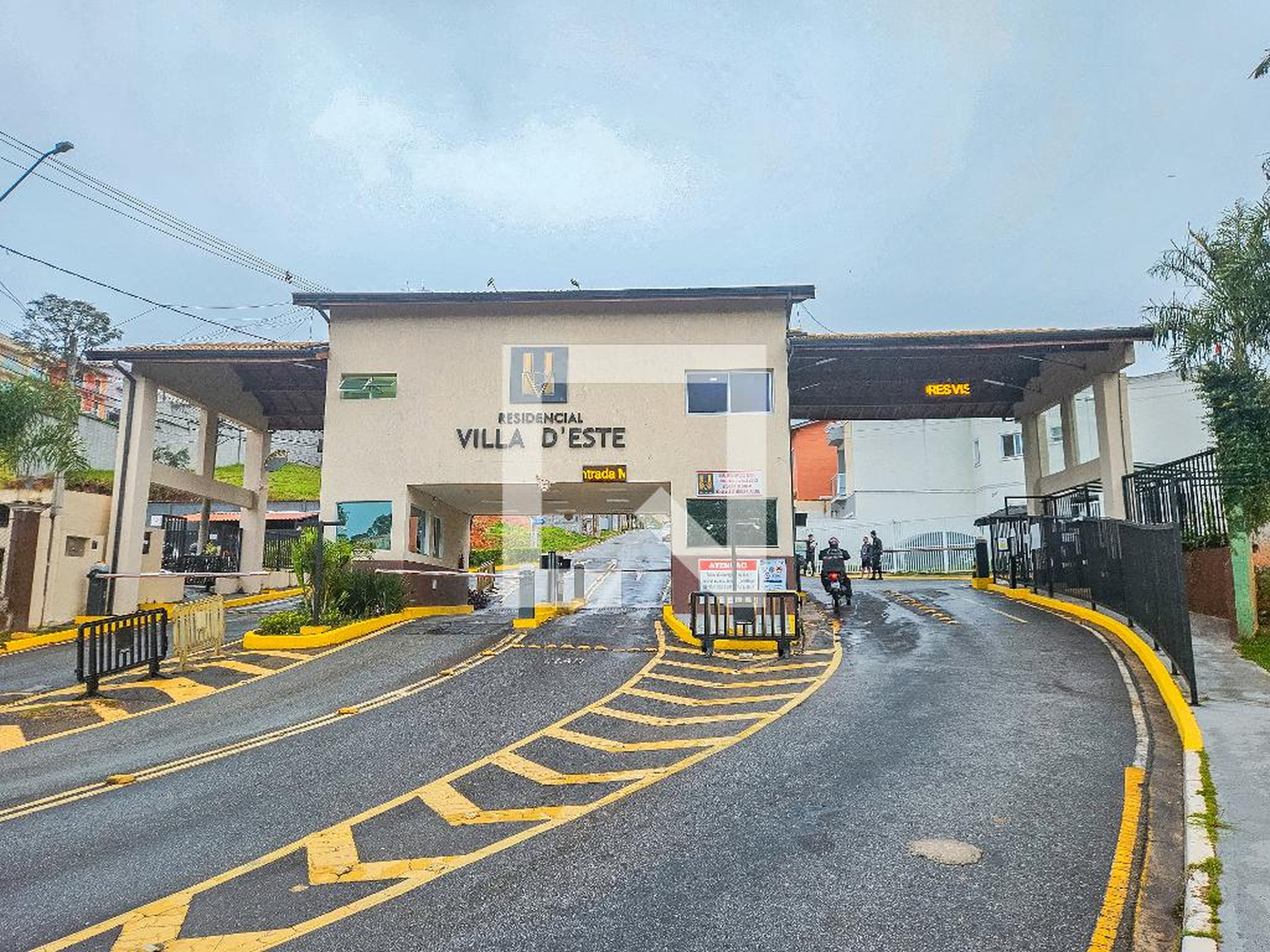 Fachada Condomínio em Rua Cagliari, 53