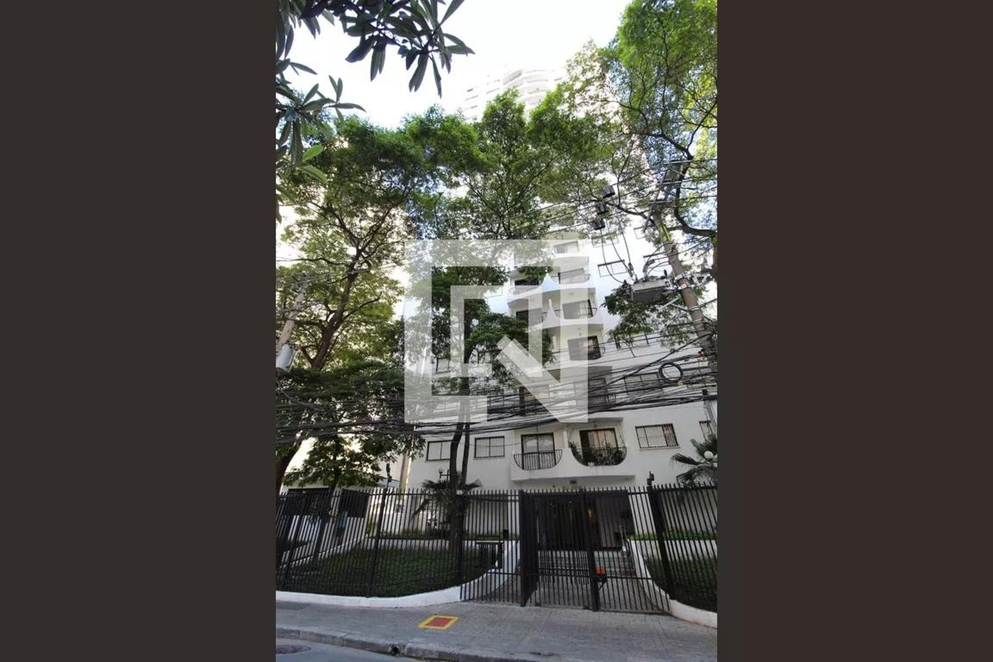 Fachada Edifício Susy