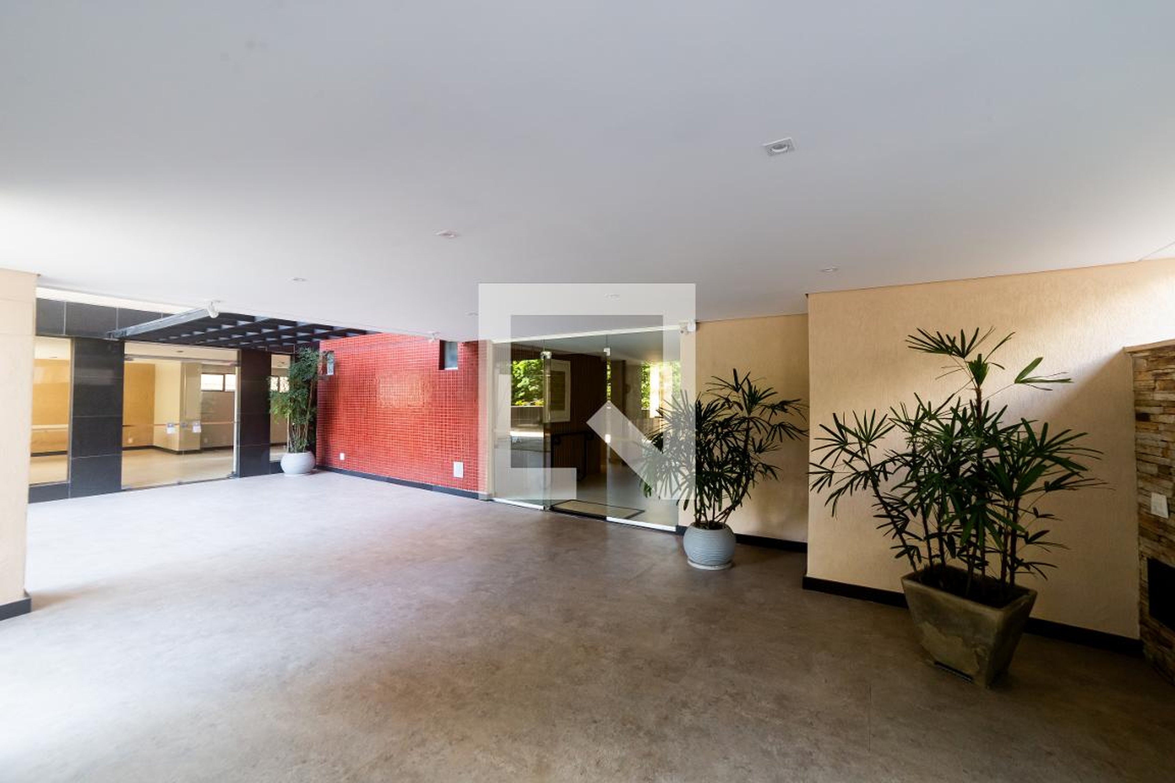 Entrada - Edifício Jardim Califórnia