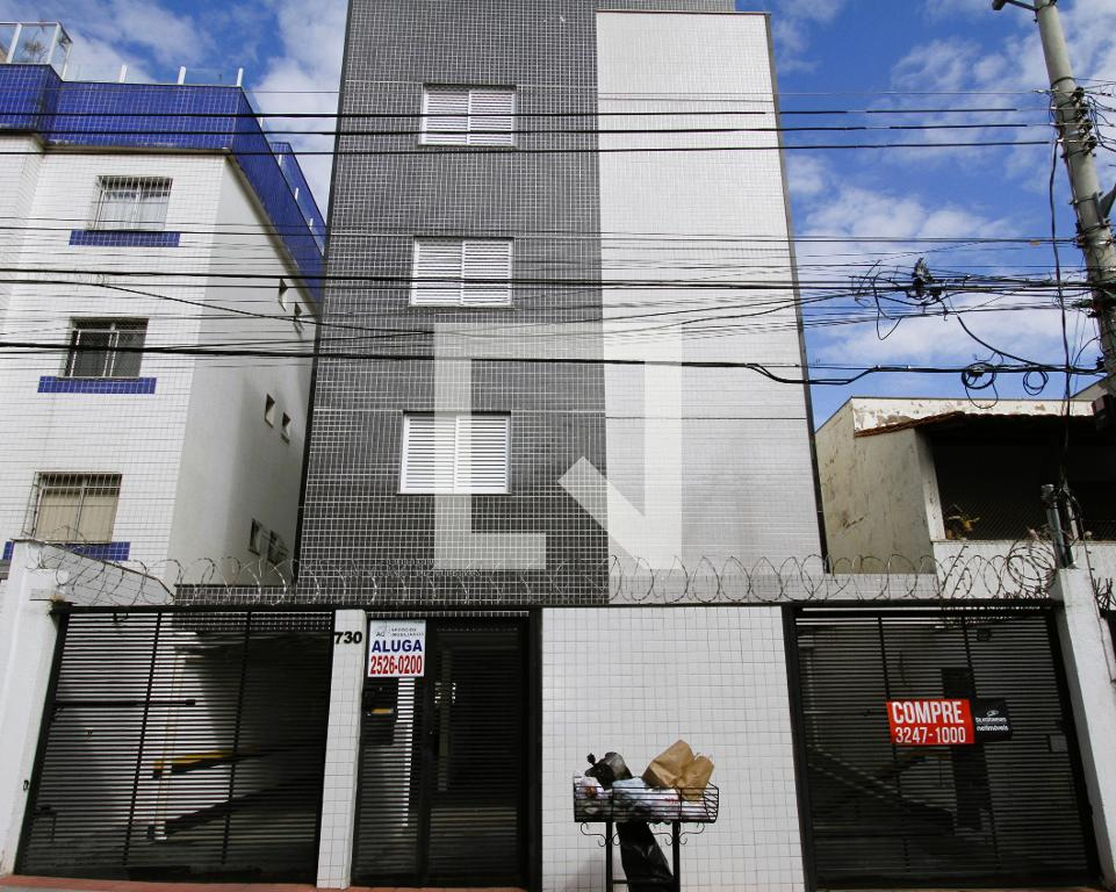 Fachada do Prédio Condomínio em Rua Industrial José Costa, 730