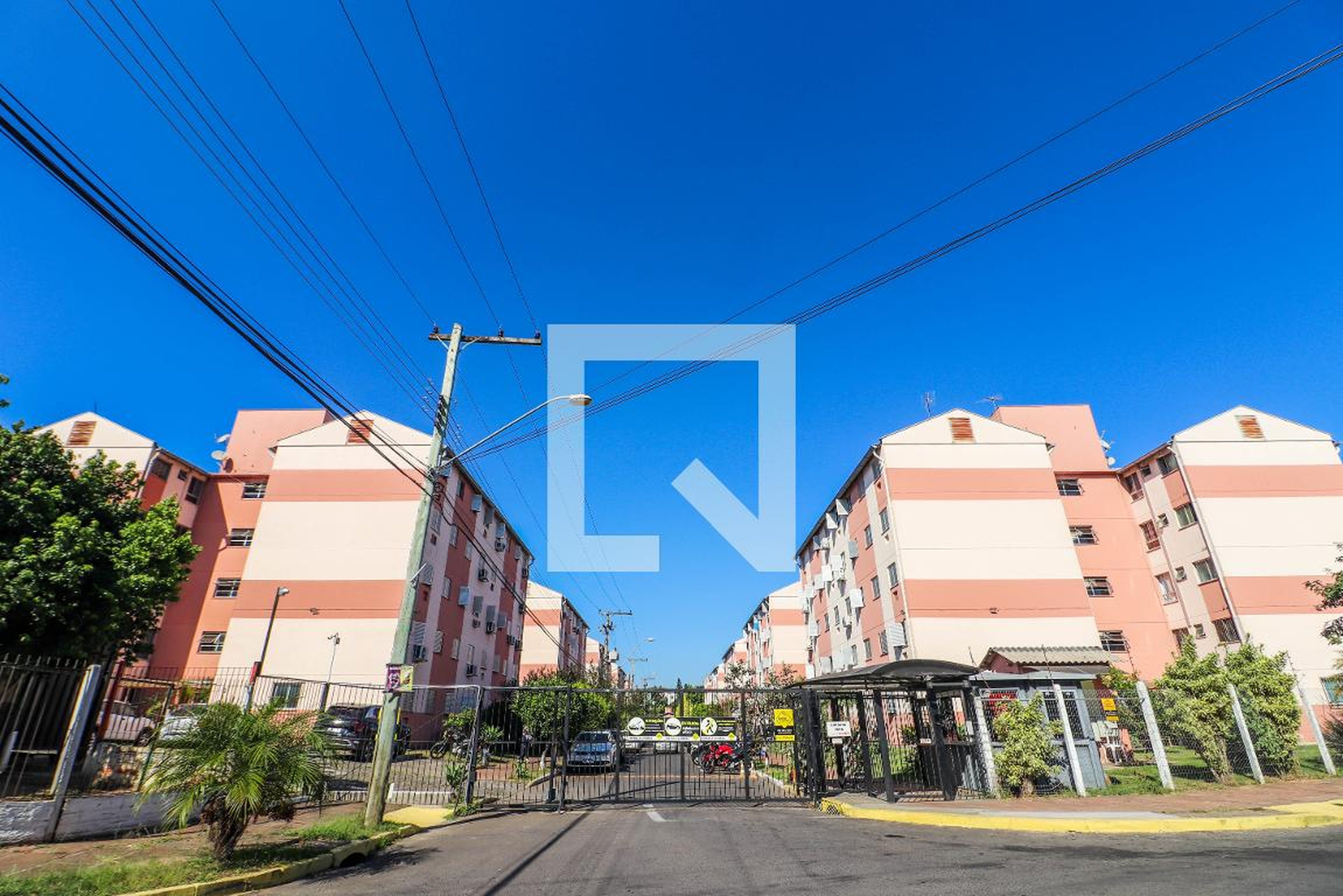 Fachada Condomínio em Rua José Barcelos Garcia, 220