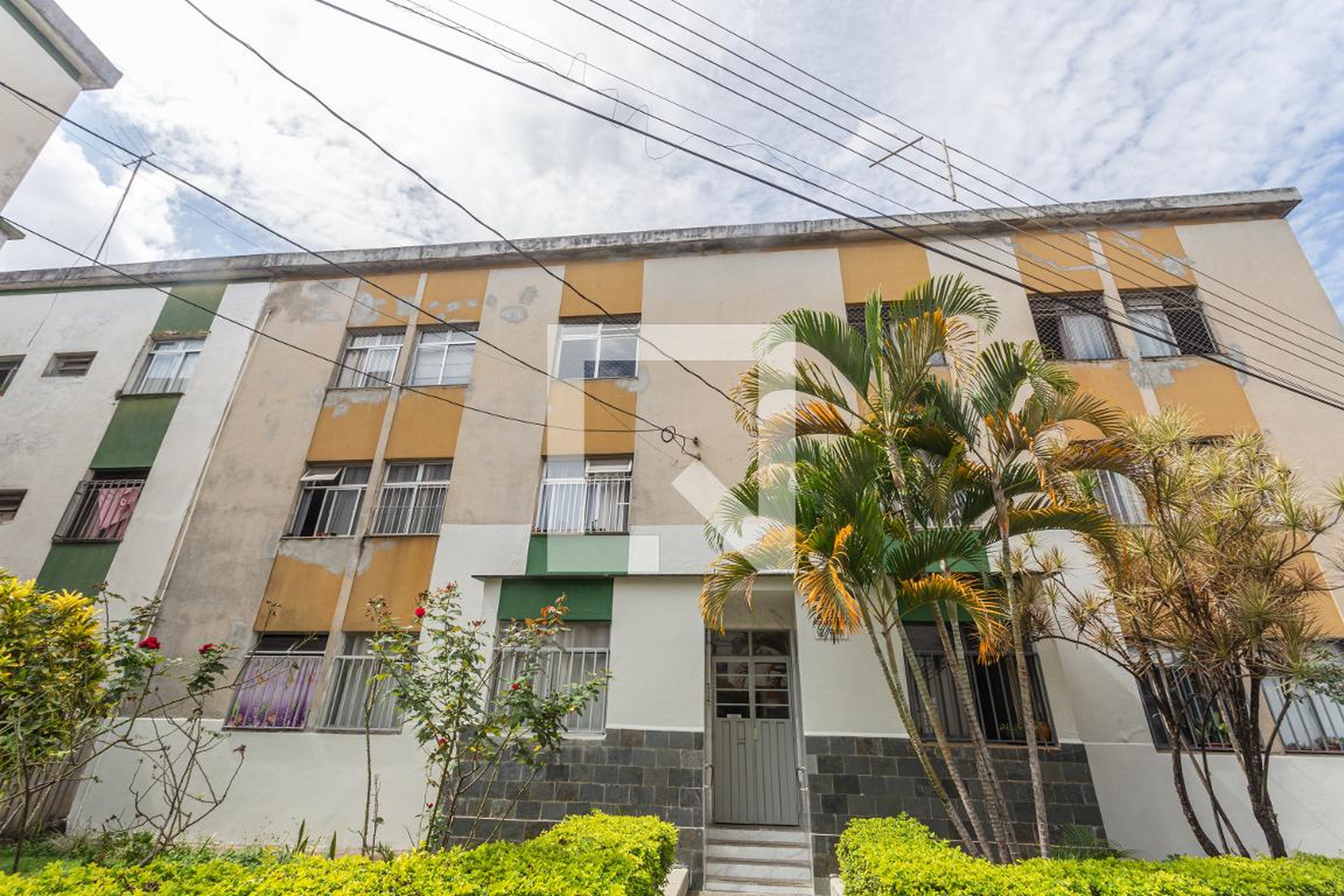 Fachada Condomínio em Rua Apolinário Antônio Gonçalves, 30