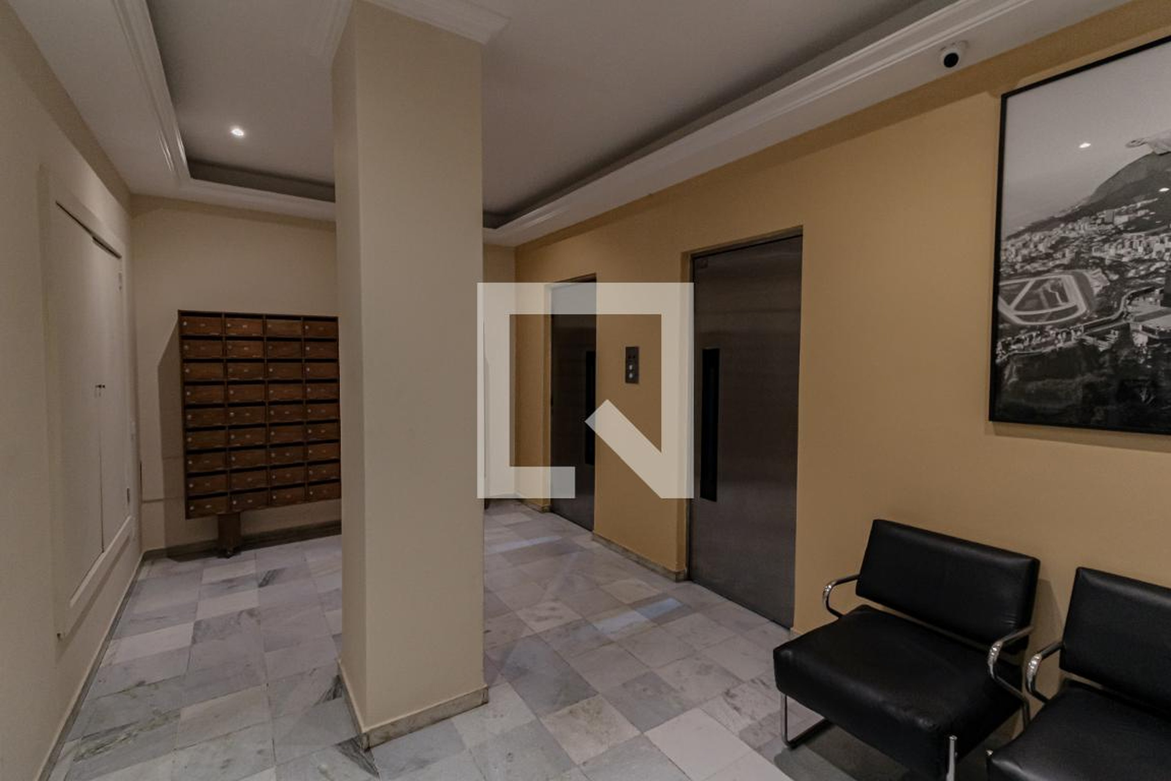 Elevador - Edifício Punta Del Sol