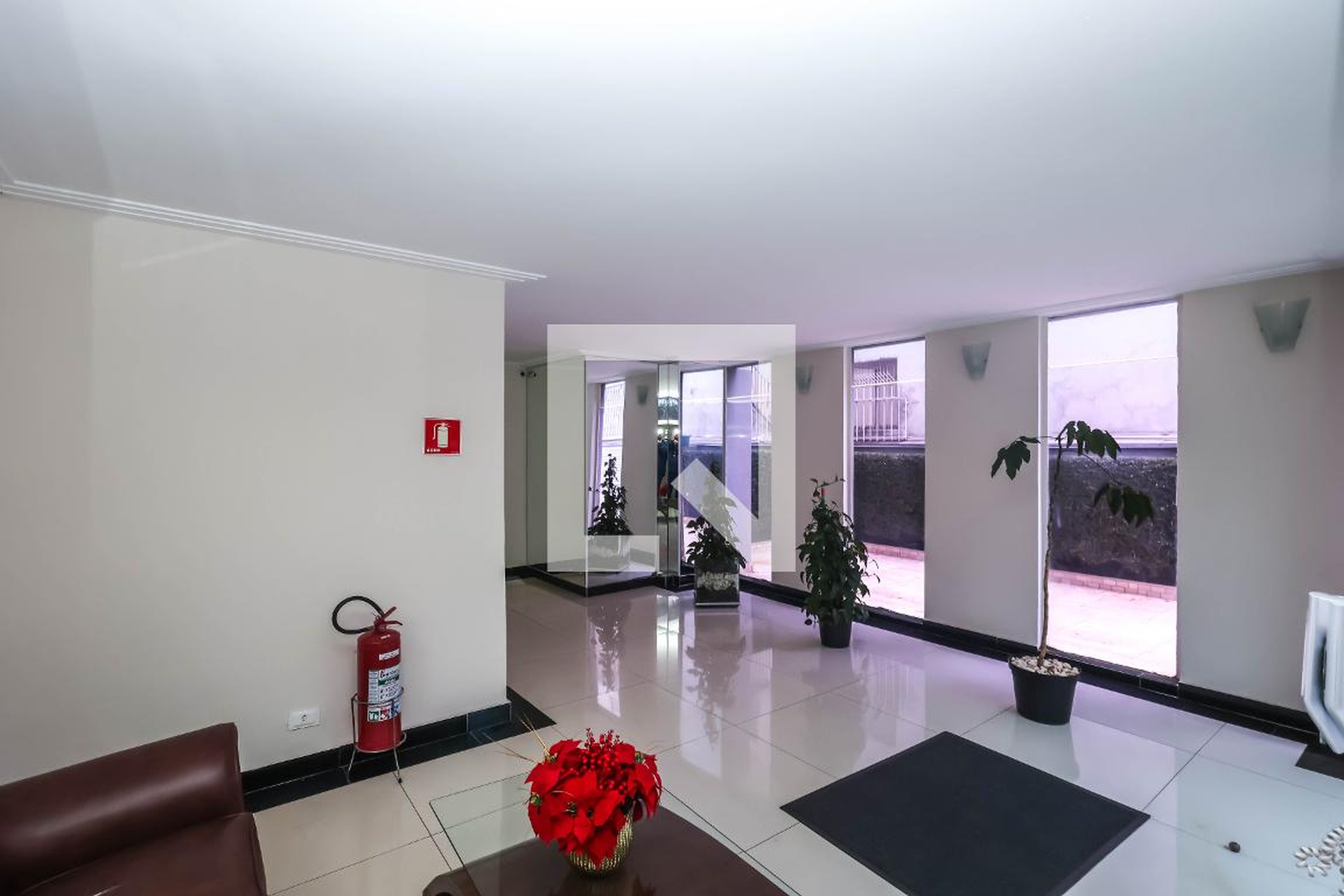 Hall de entrada - Edifício Santa Genoveva