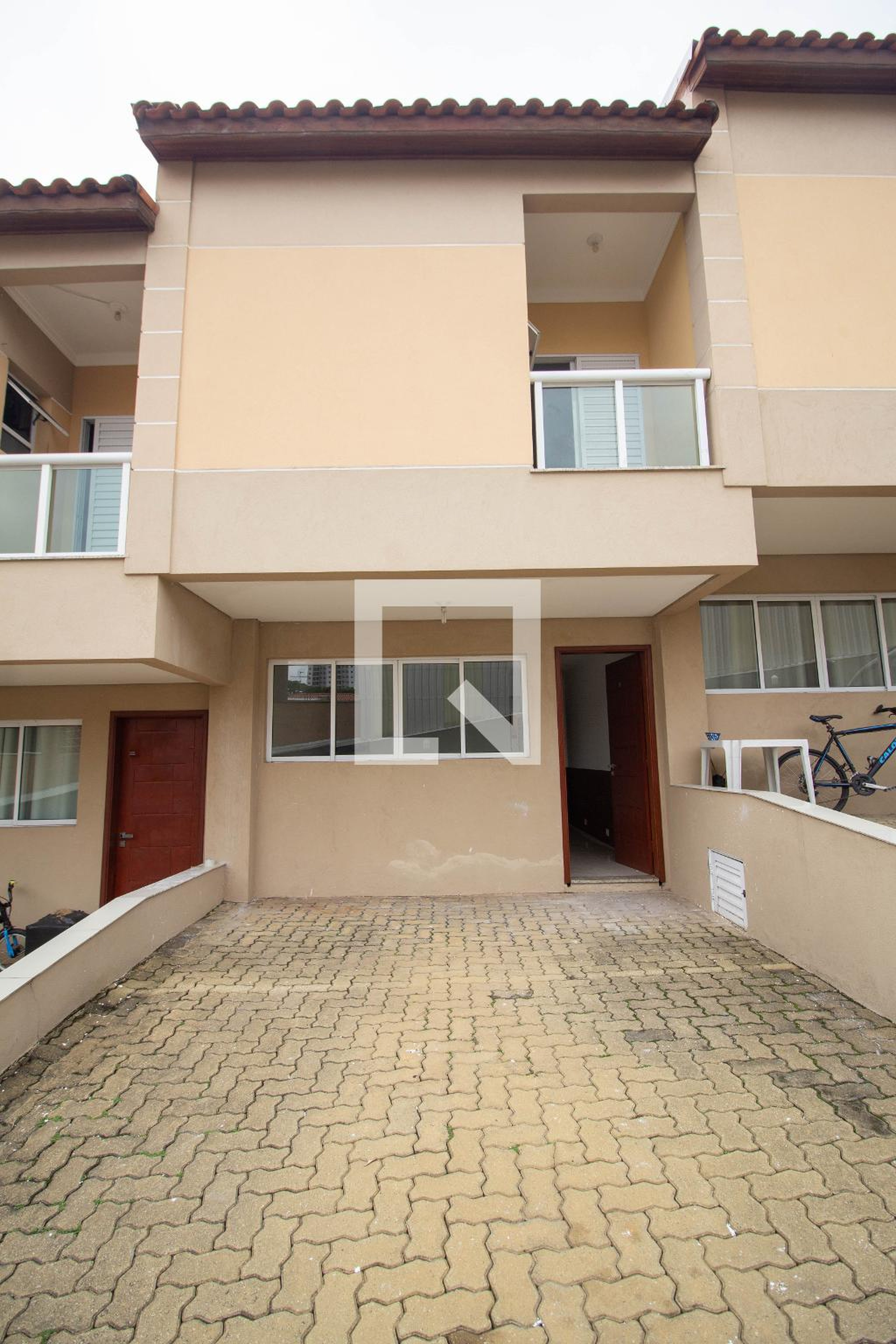 Fachada Residencial Vista Verde