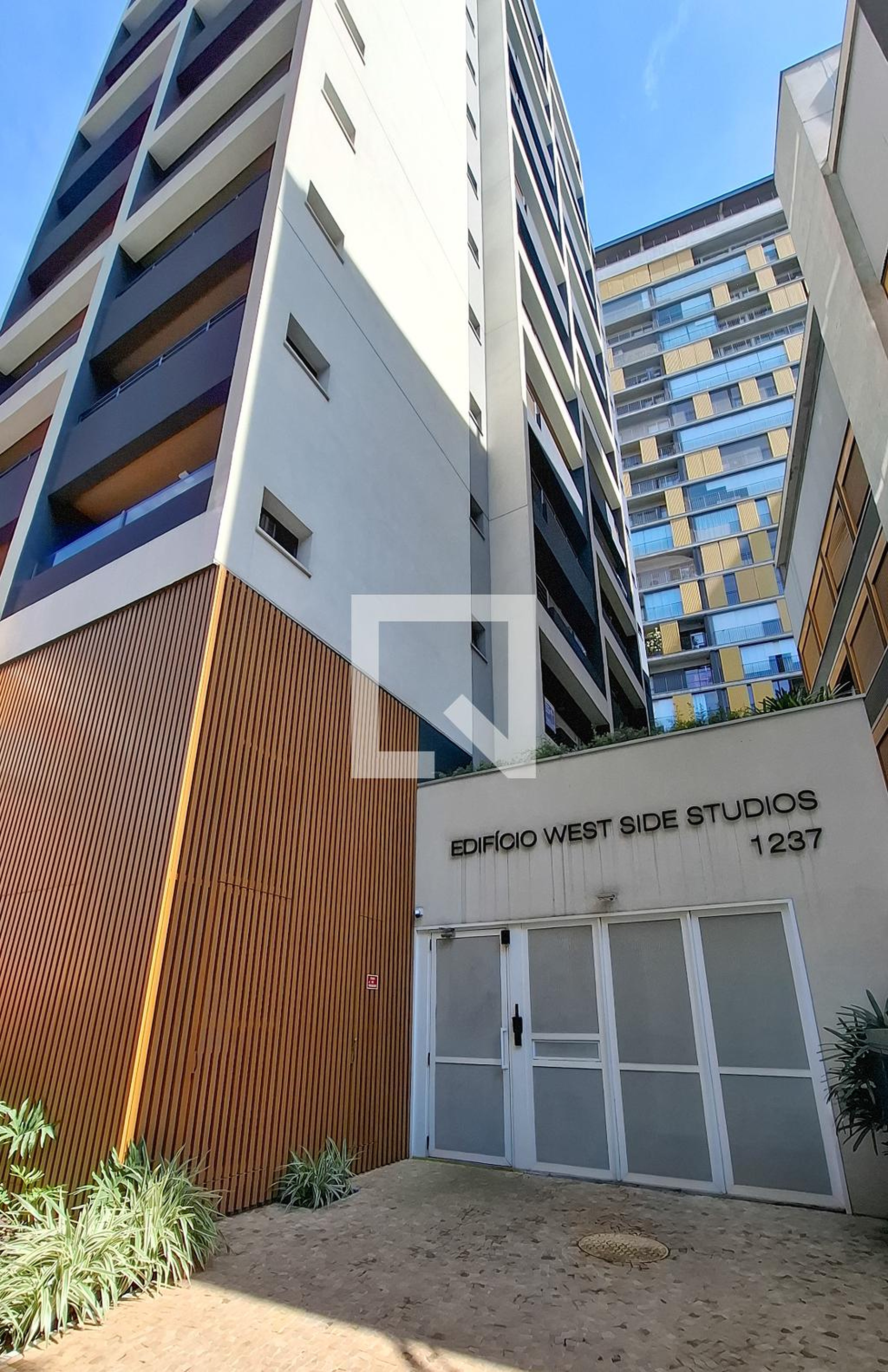 Fachada do Prédio Edifício West Side Studios