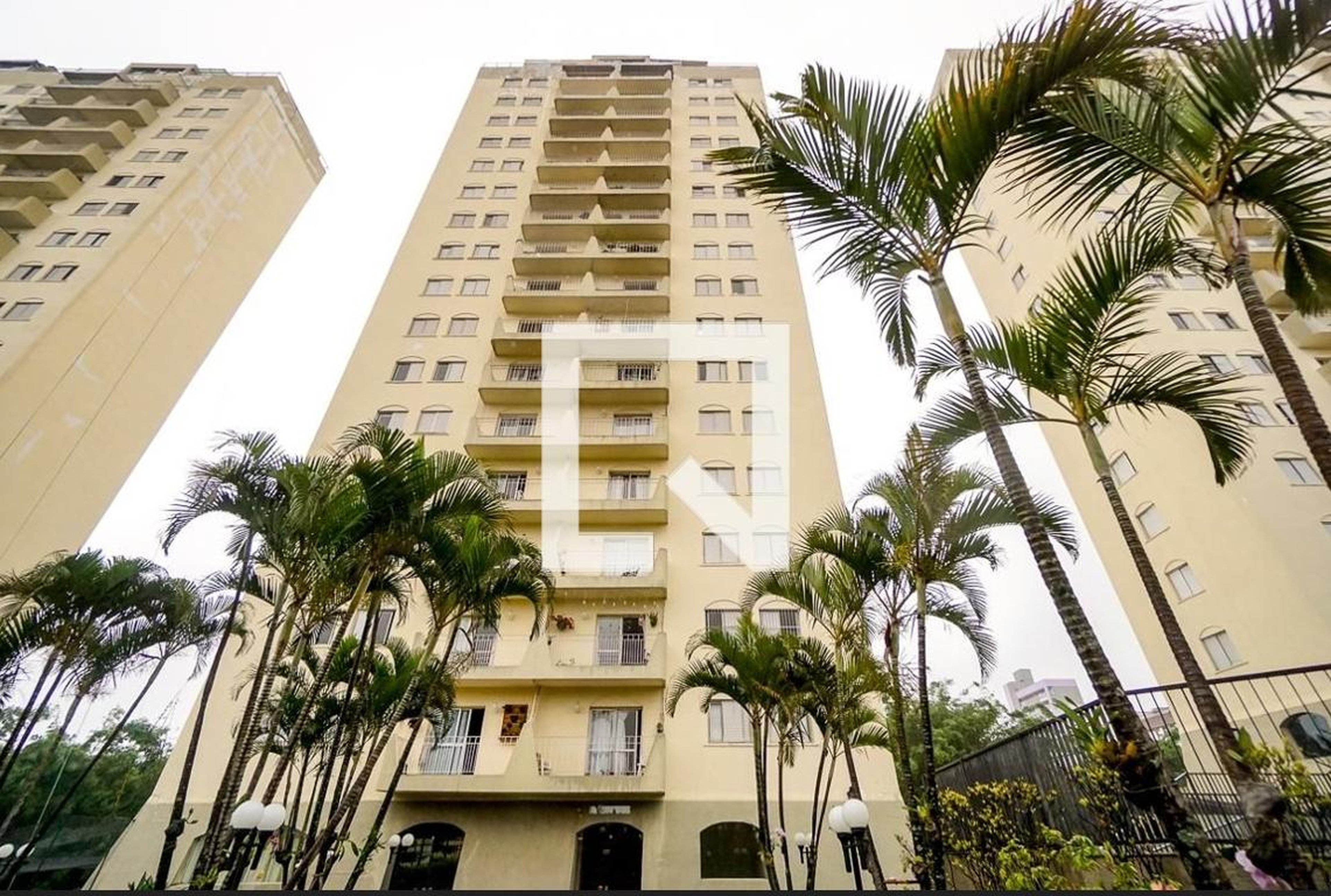 Fachada Edifício Jardins de Louvre