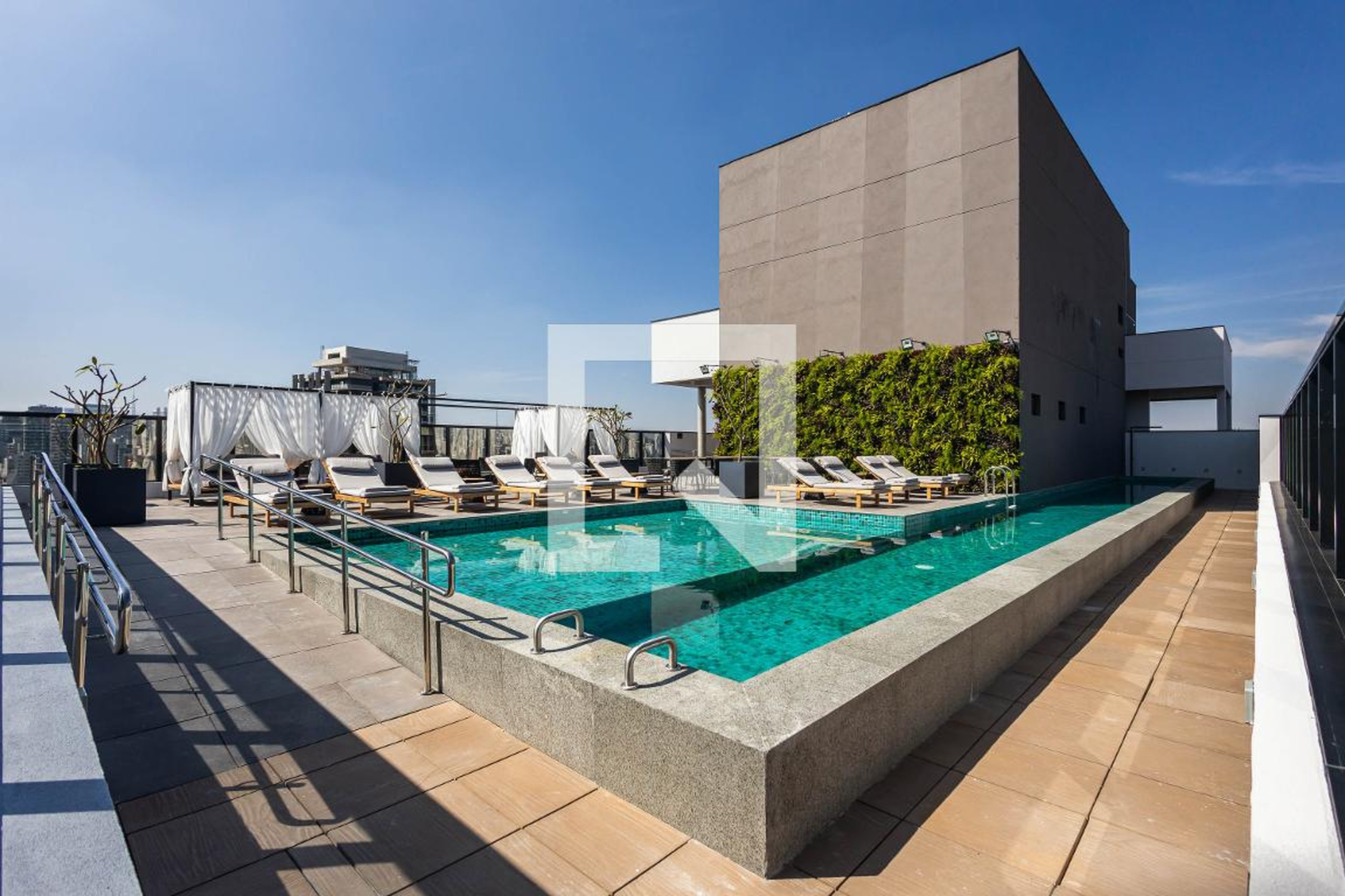 Piscina - P-11 Pinheiros