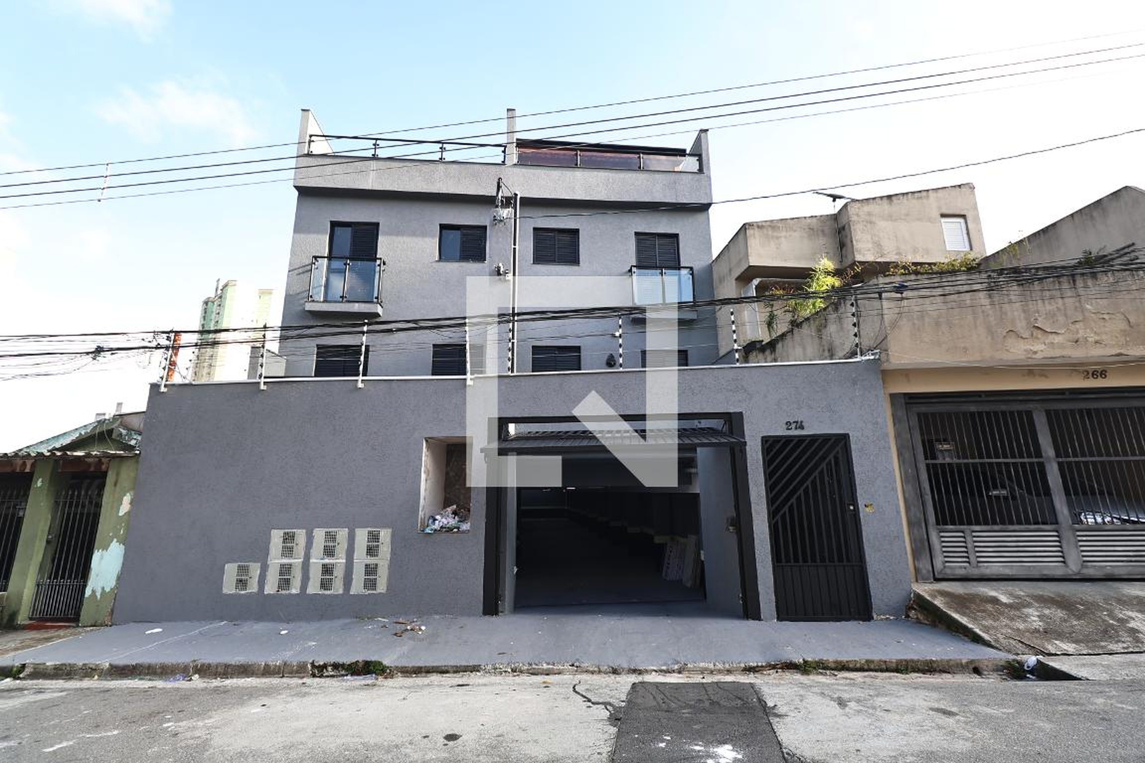 Fachada Condomínio em Rua Cananéia, 274