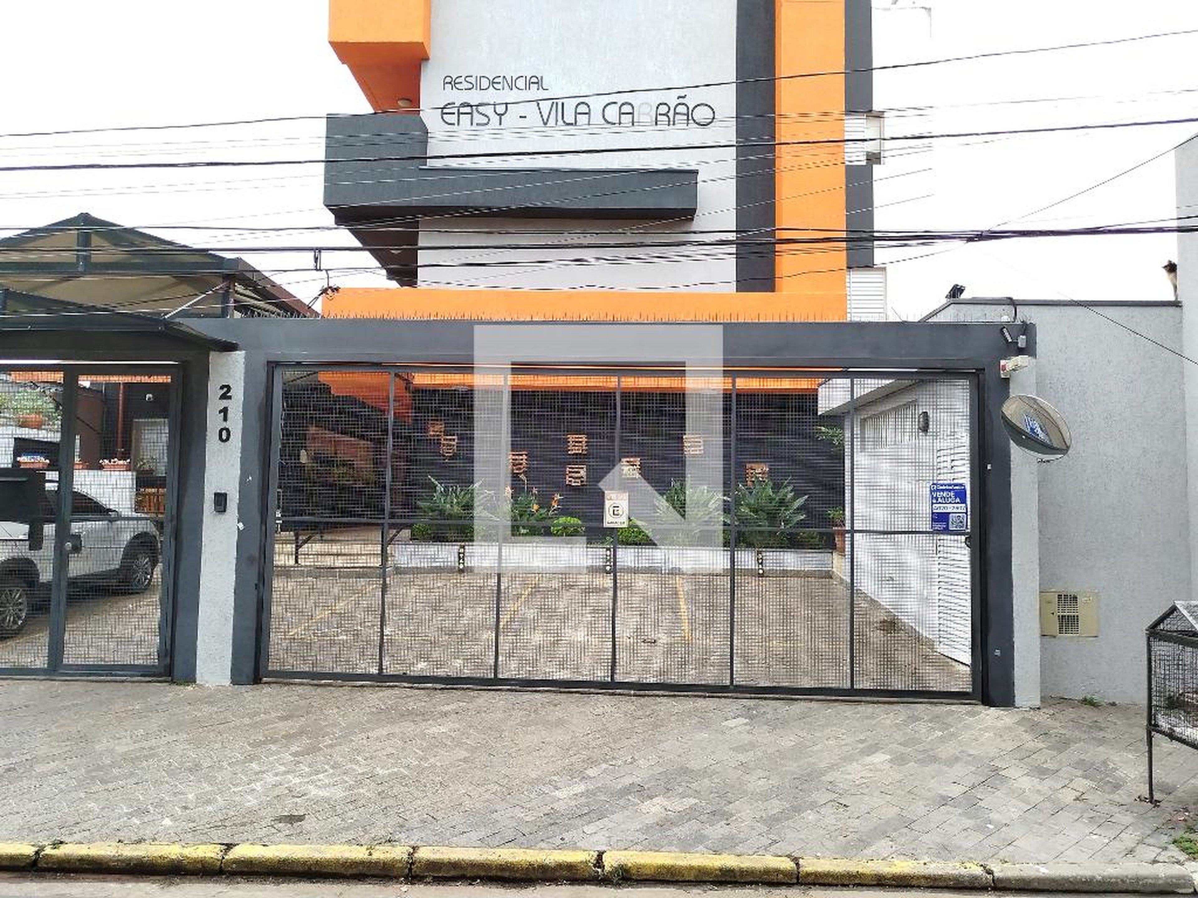 Fachada Condomínio Easy Vila Carrão
