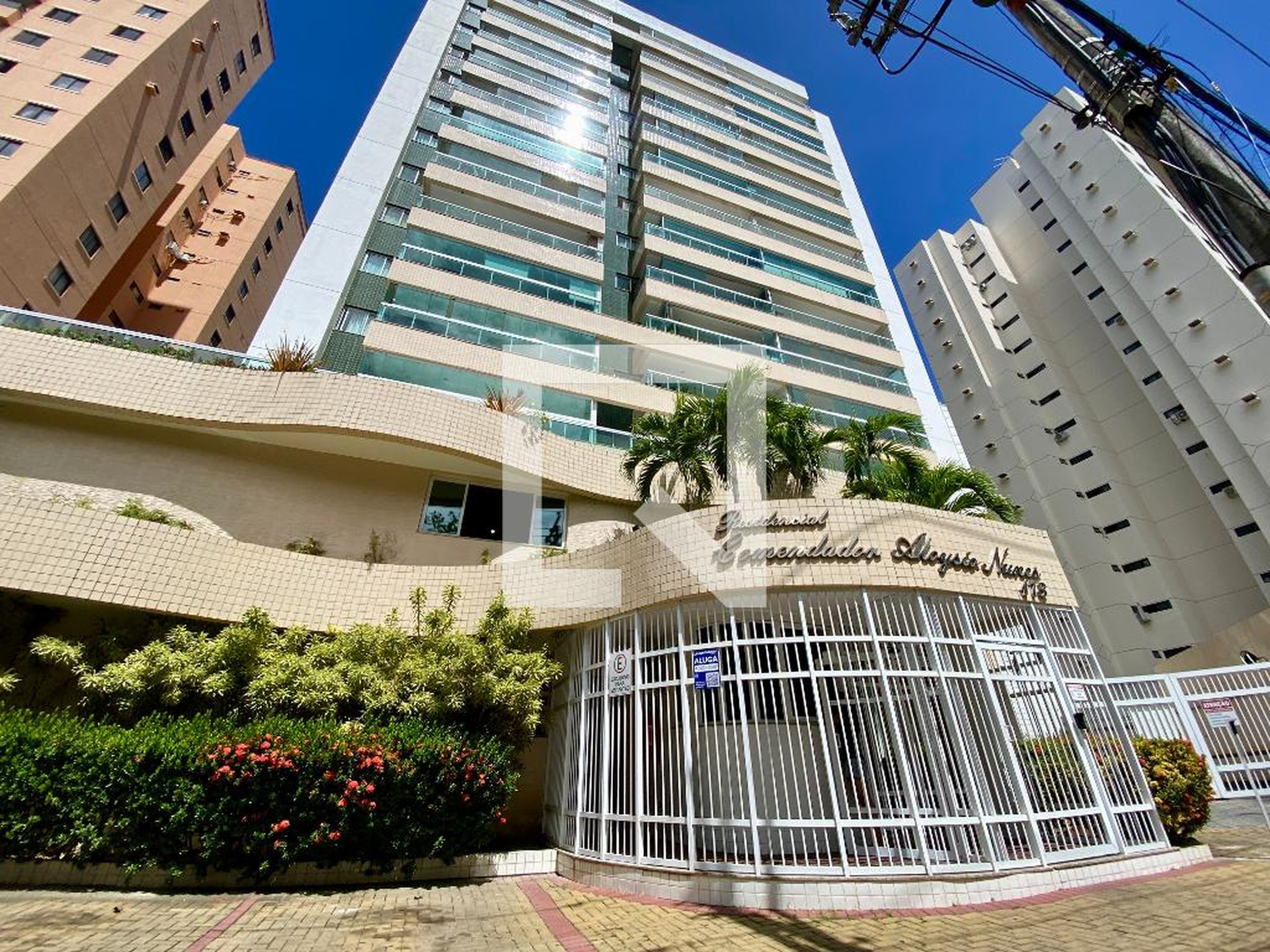 Fachada Residencial Comendador Aloysio Nunes