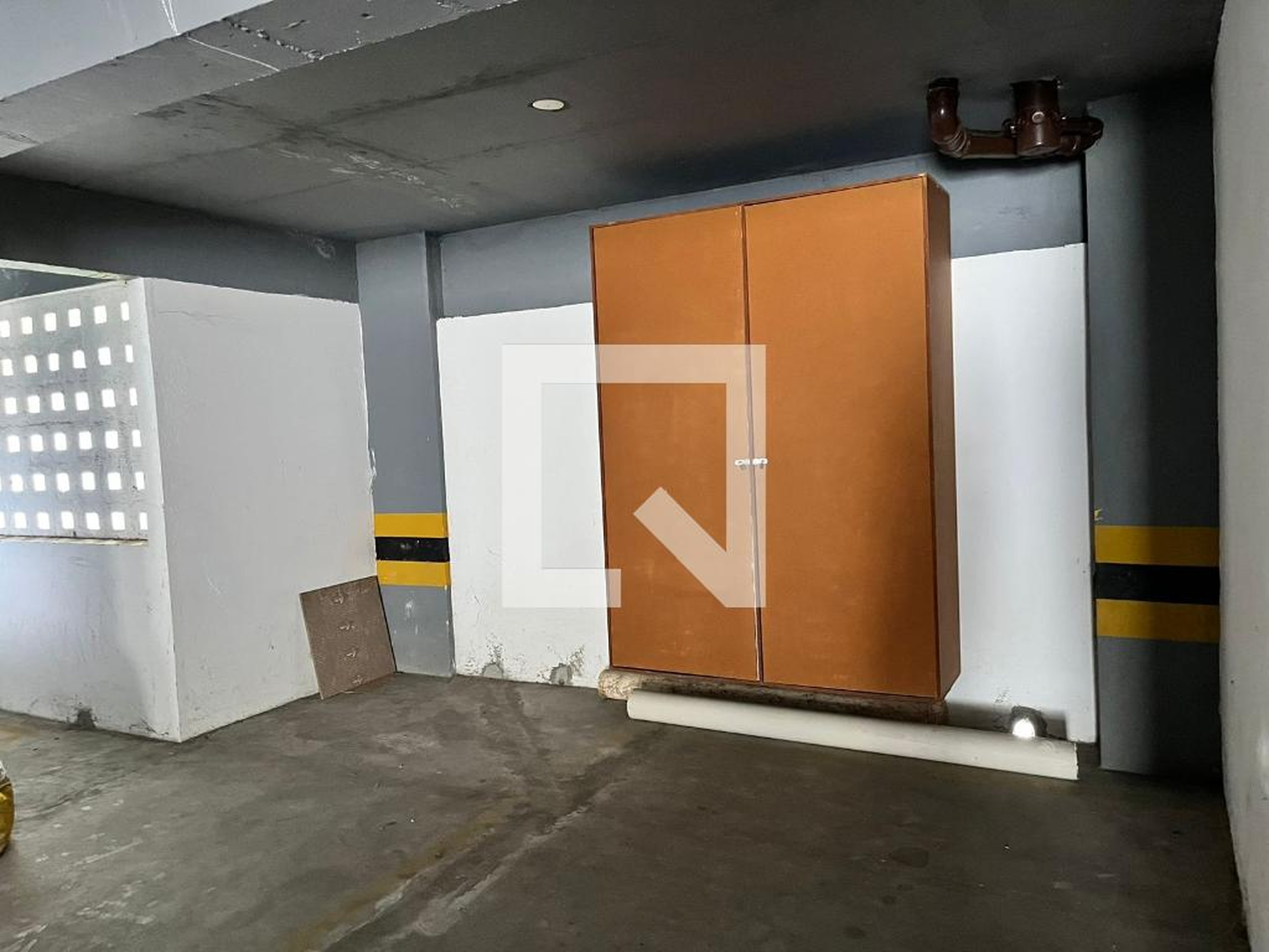 Estacionamento - Ed. Residencial Torre de Amazonas