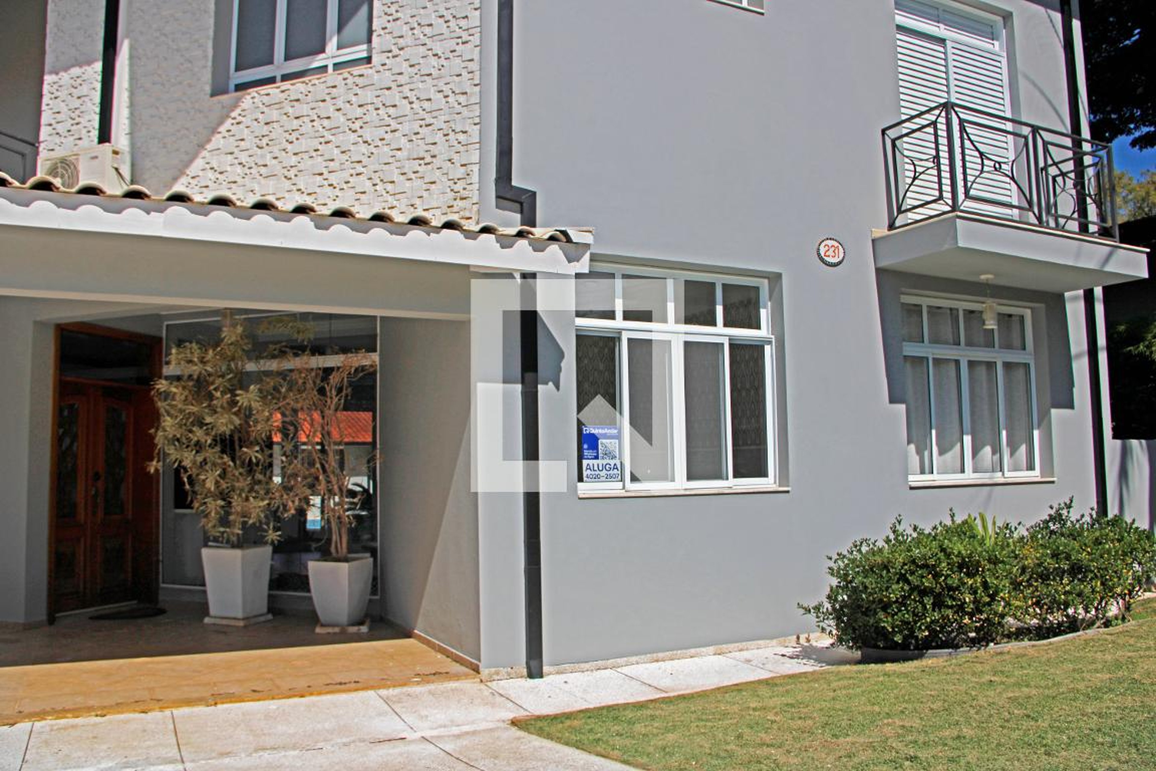 Fachada Condomínio Vista Alegre Café