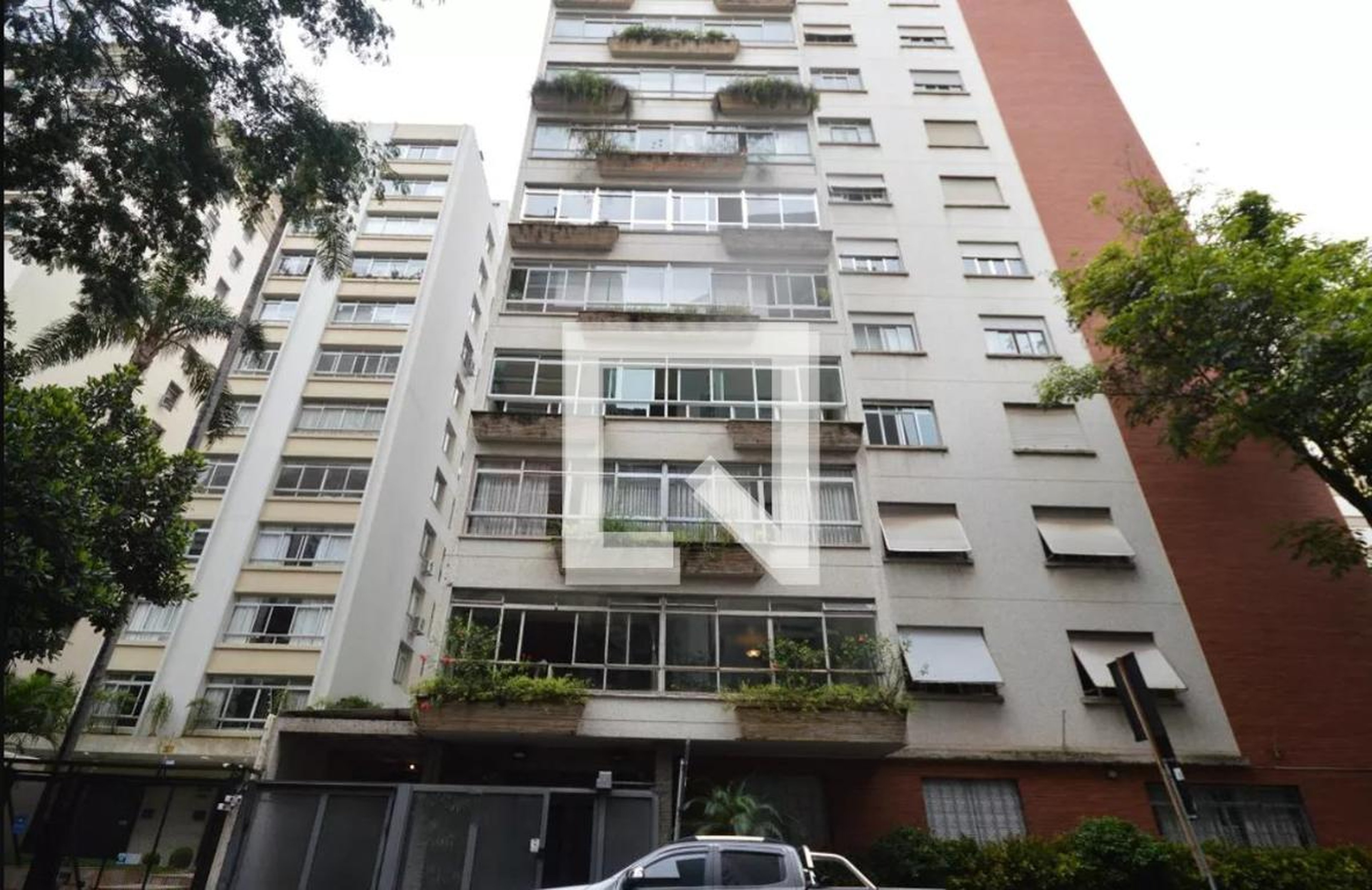 Fachada Condomínio Barão de Ayuroca