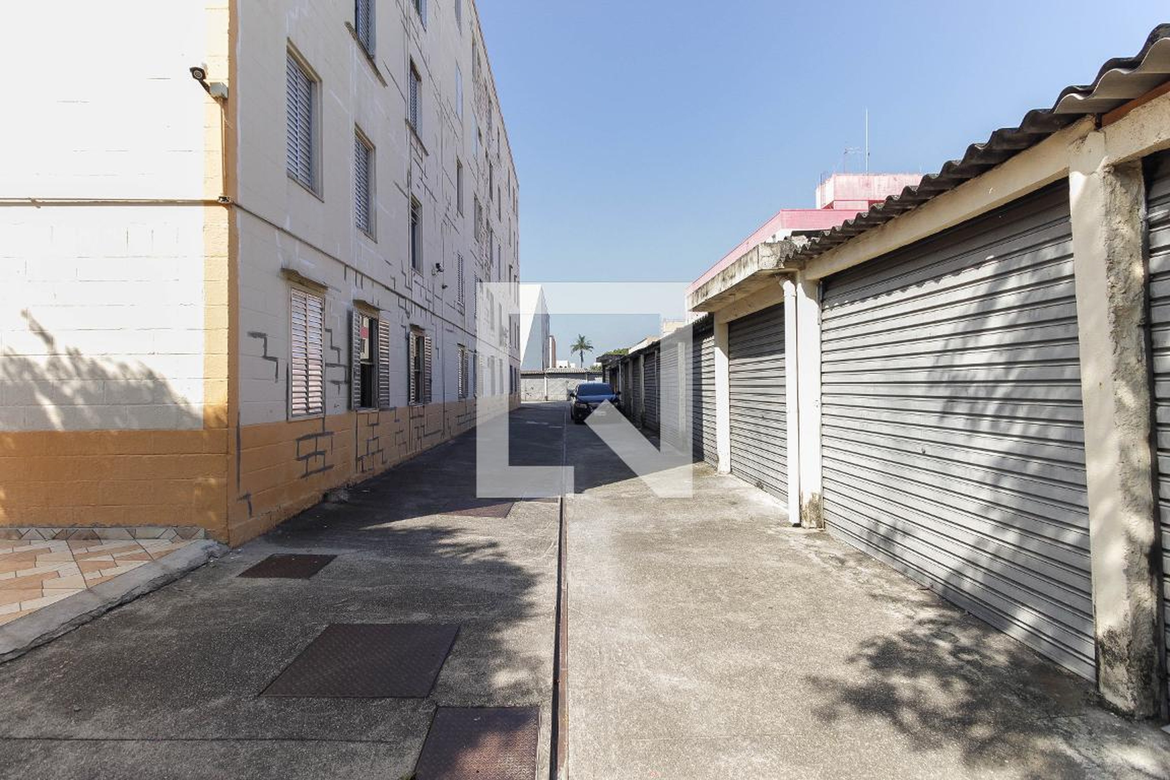 Estacionamento - Freixos I