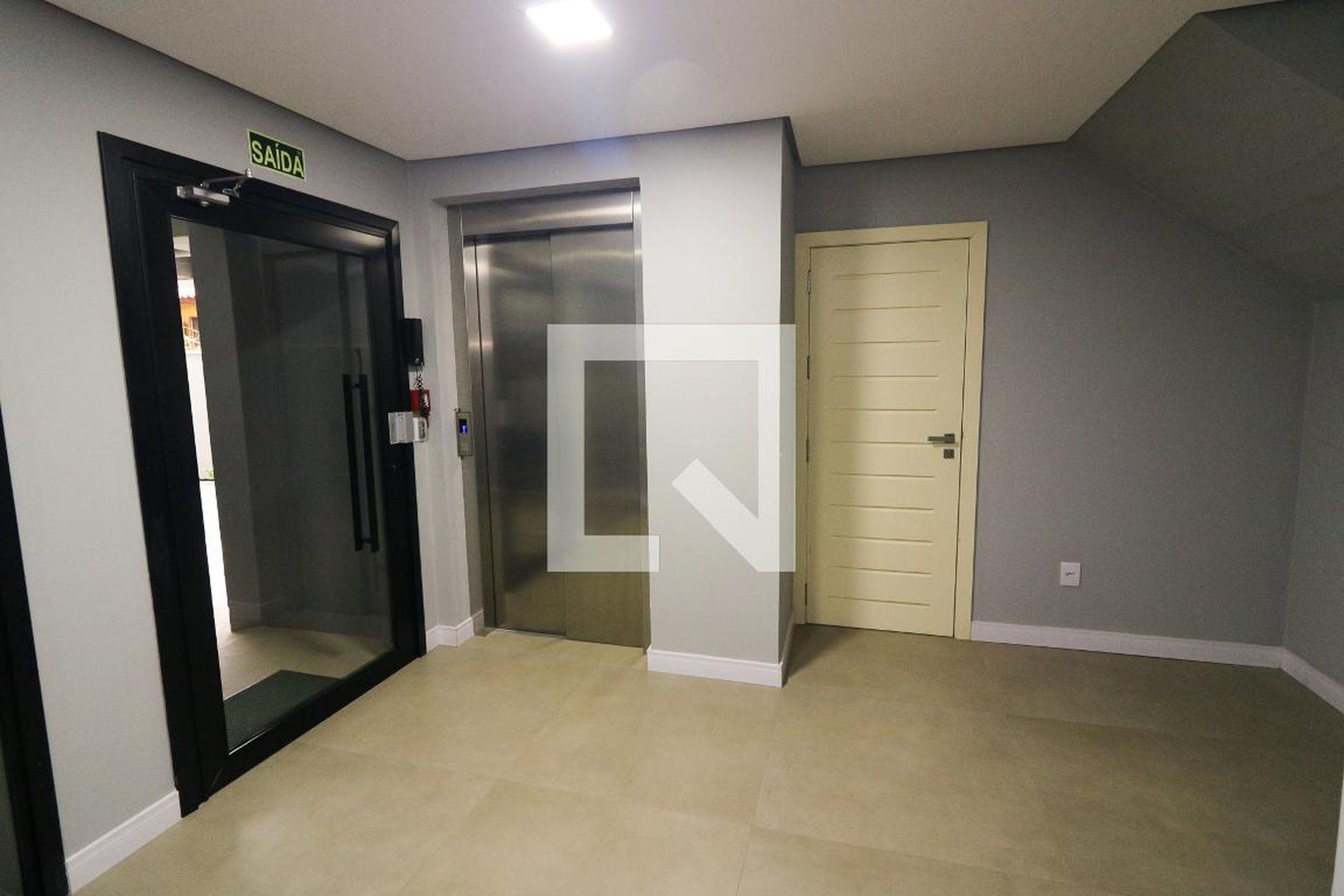 Hall de entrada - Amitié