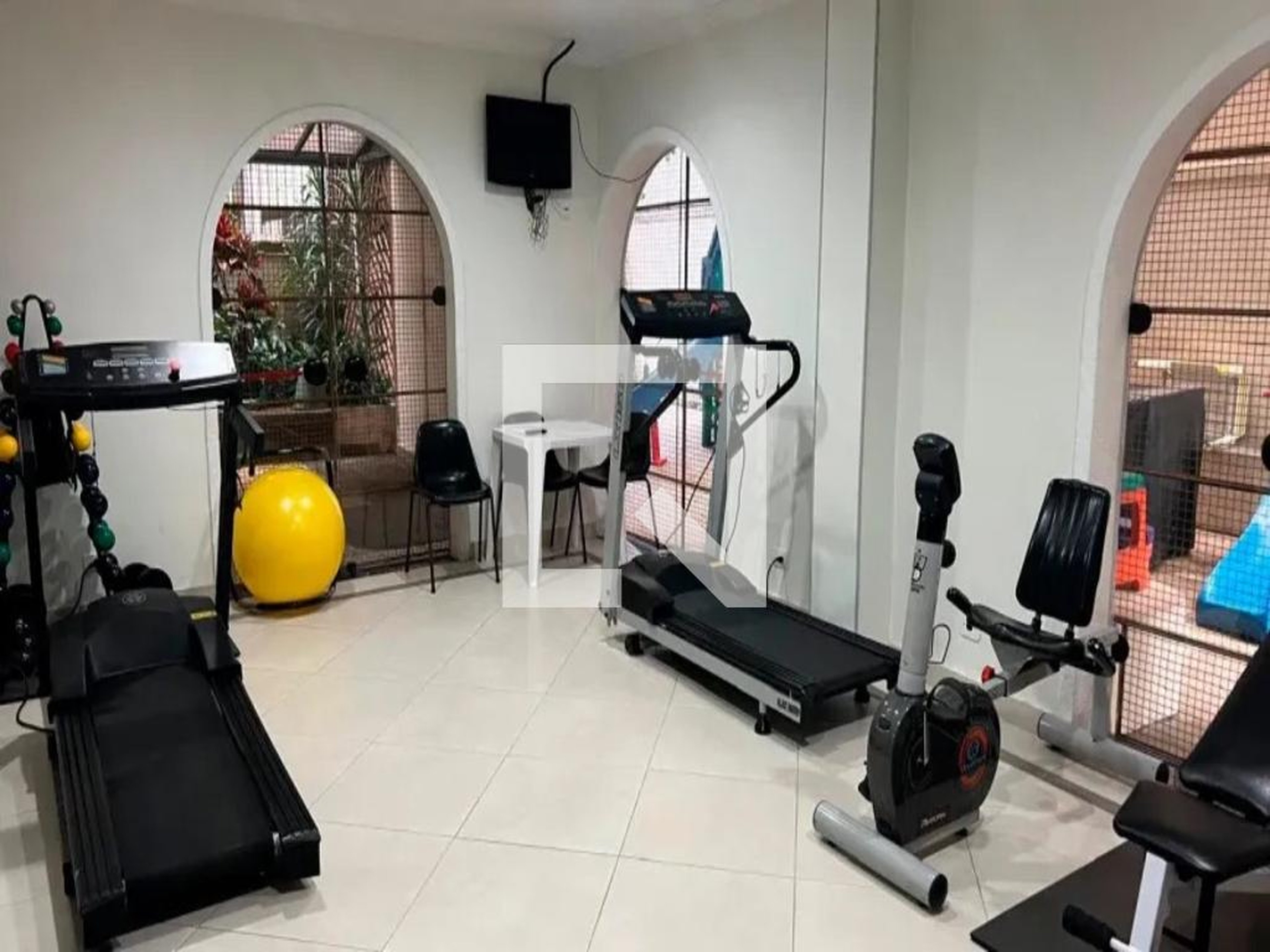 Academia - Edifício Chateau de Chambord