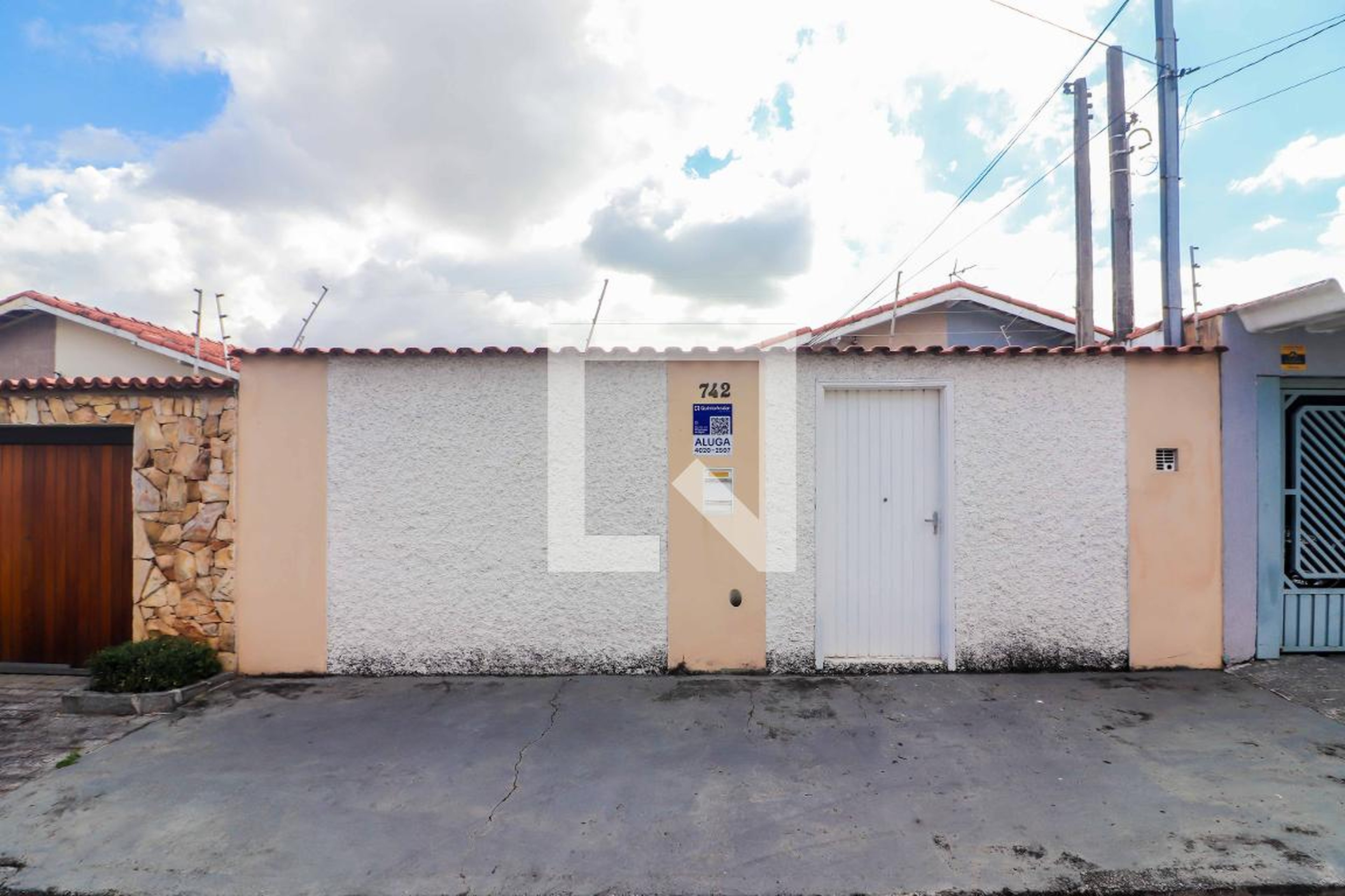 Fachada Condomínio em Rua Doutor Ernâni da Gama Corrêa, 742