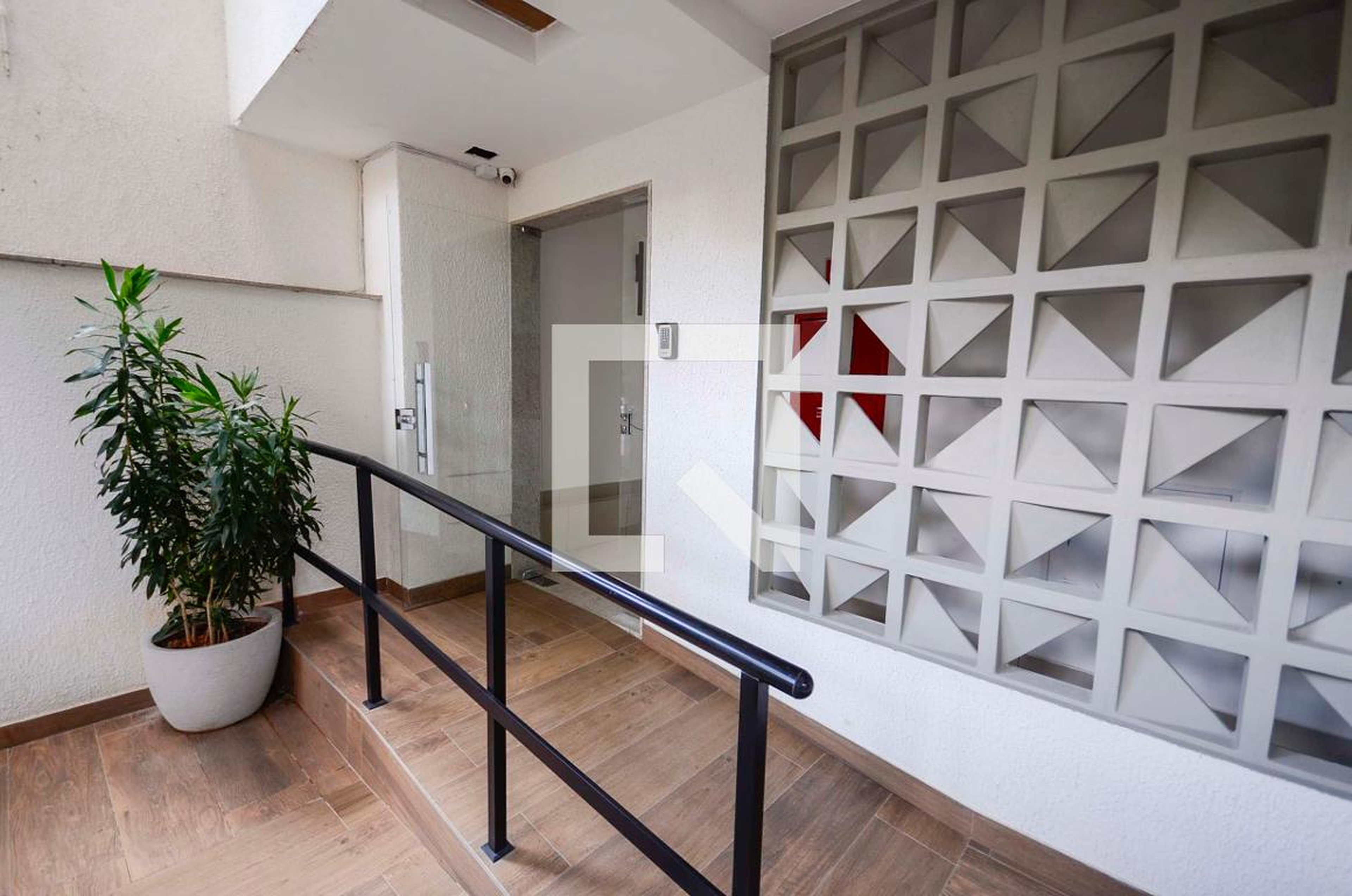 Hall - Carvalho Alvim 211