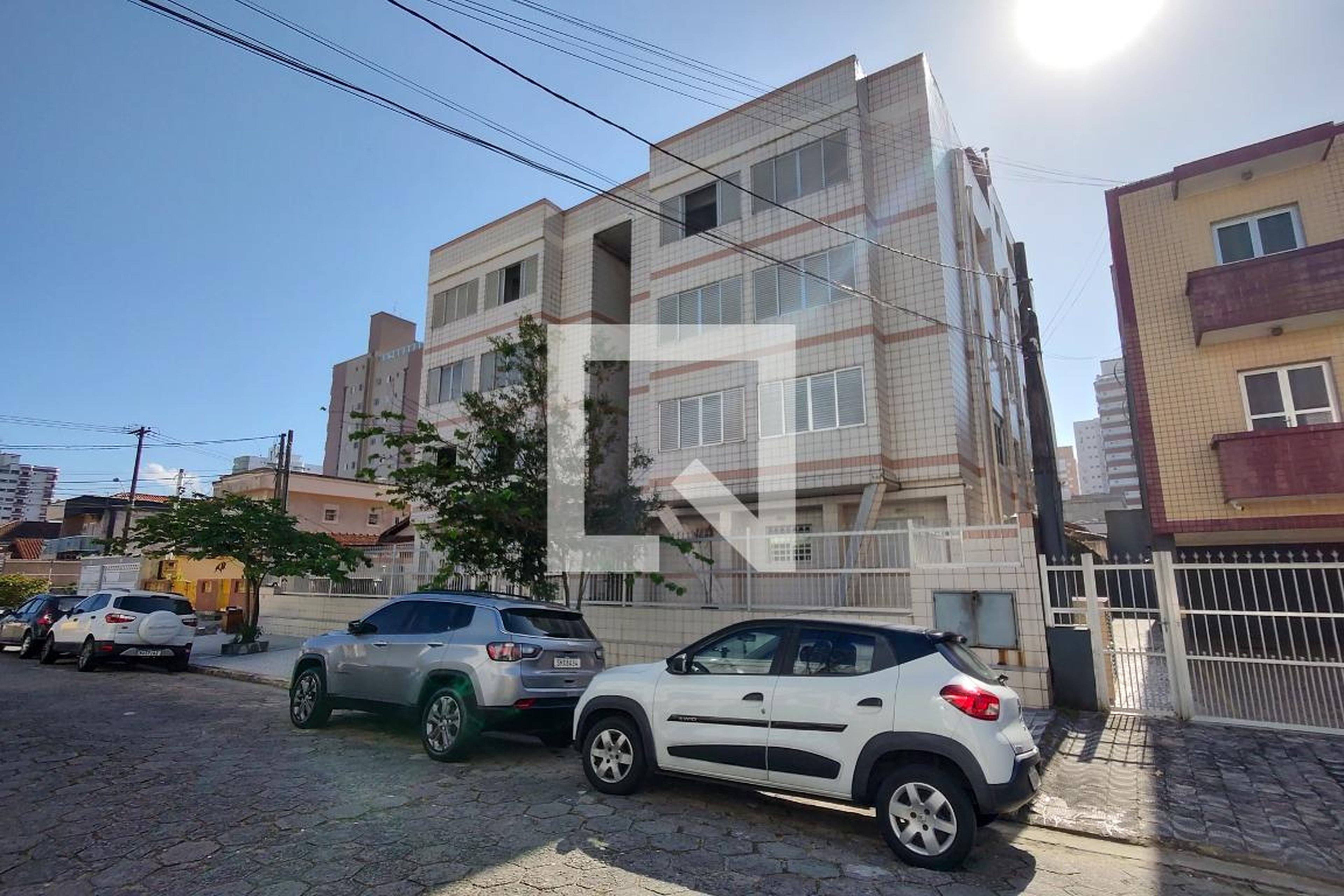 Fachada do Prédio Condomínio De Cicco