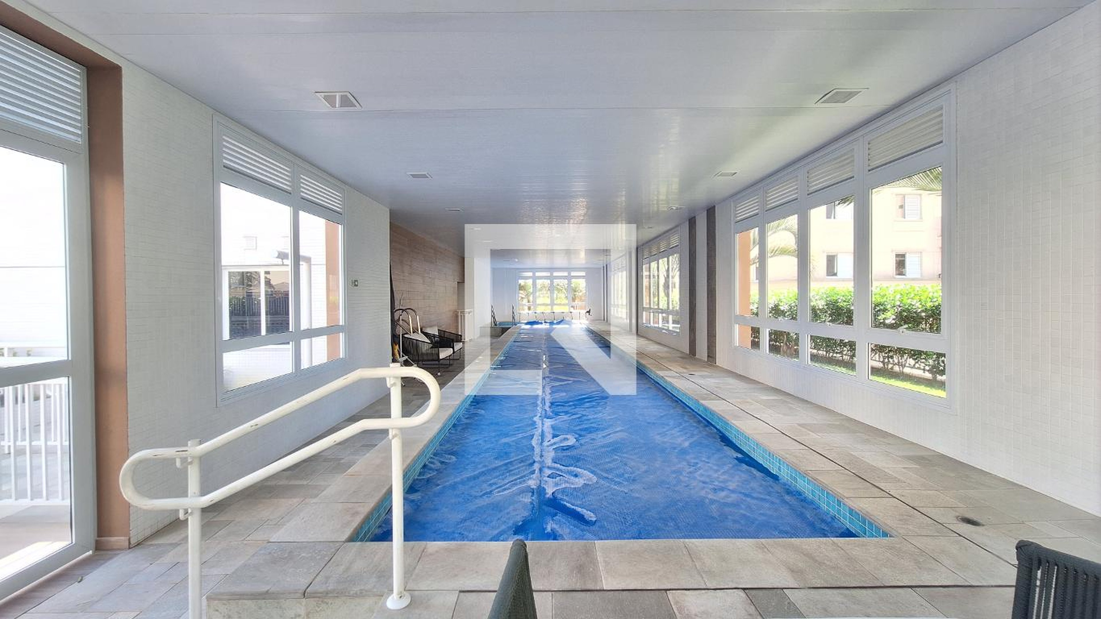 Piscina Coberta - Barão 305