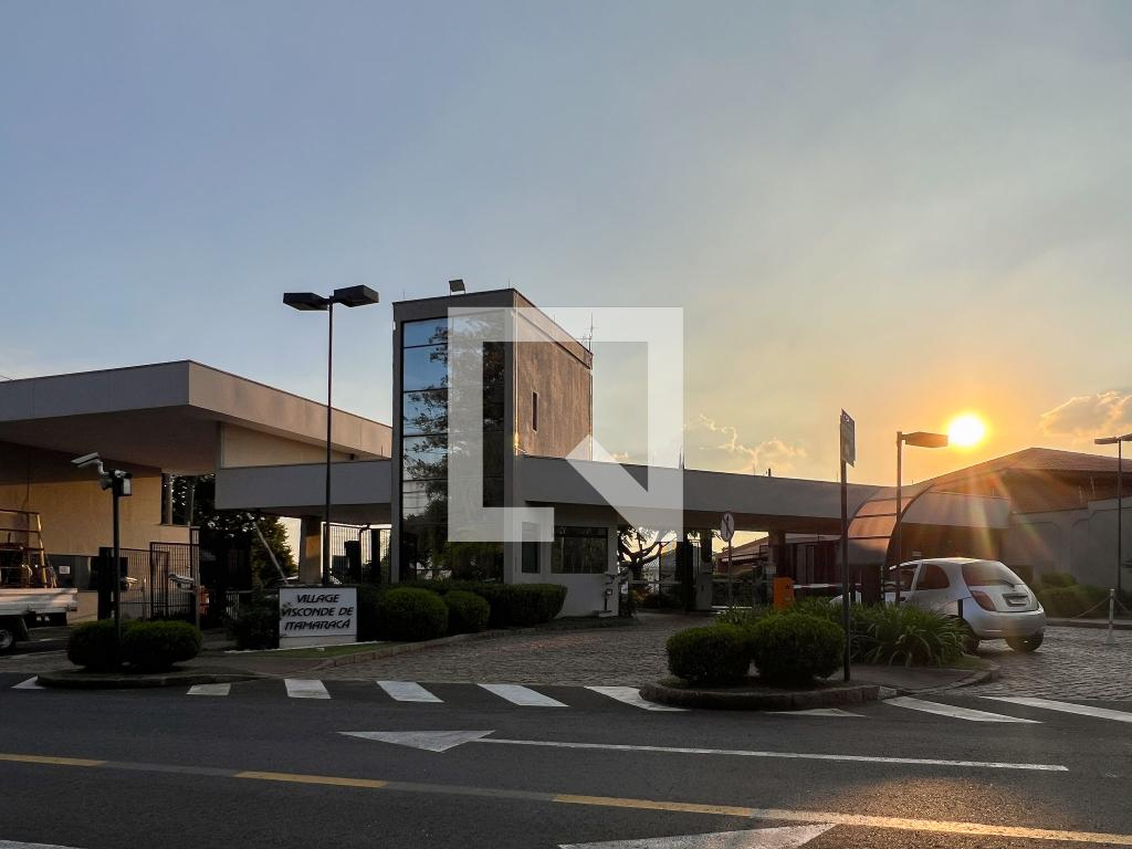 Fachada do Condomínio Condomínio em Rua Luiz Galdin, 52