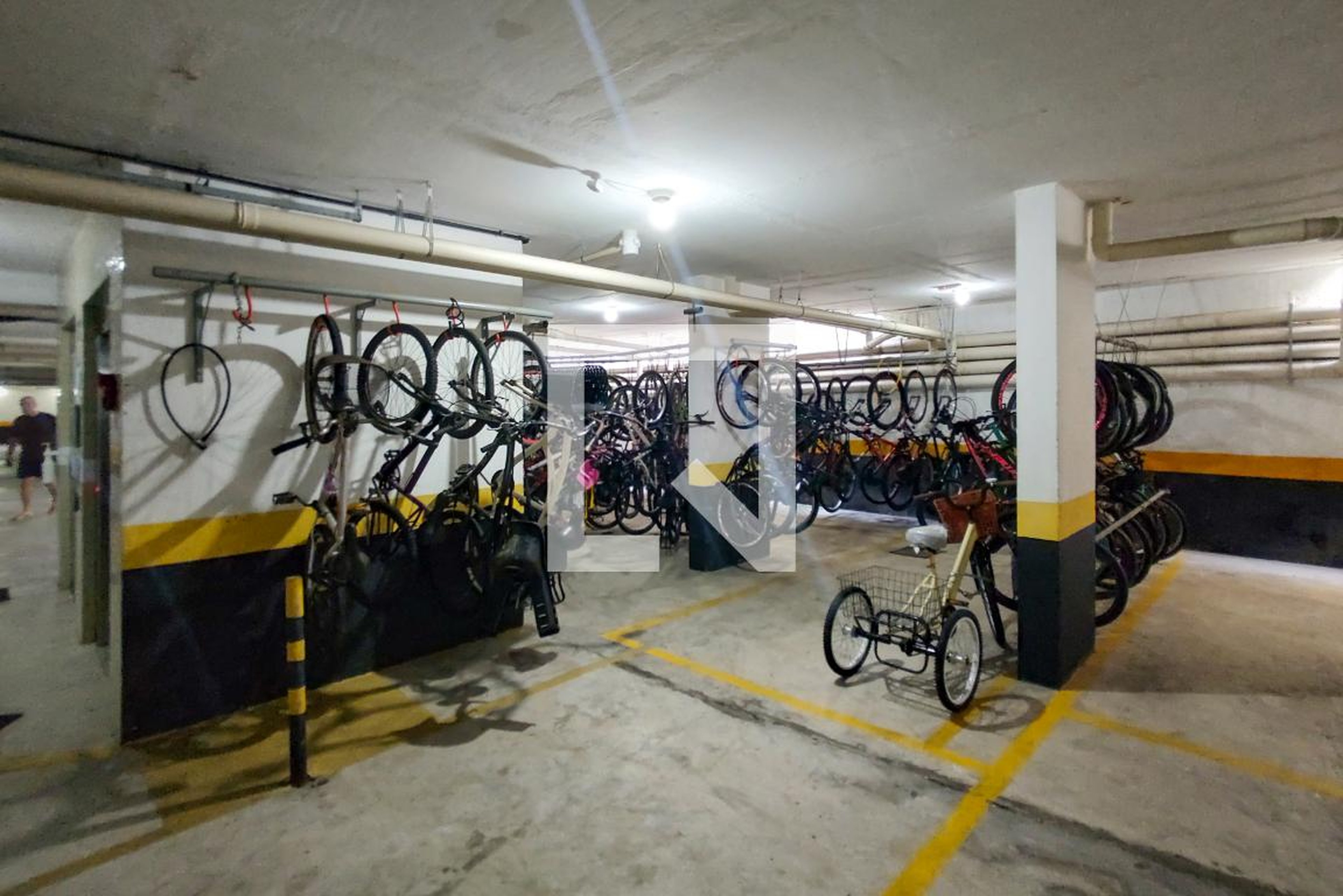 Bicicletário - Helena e Elaine