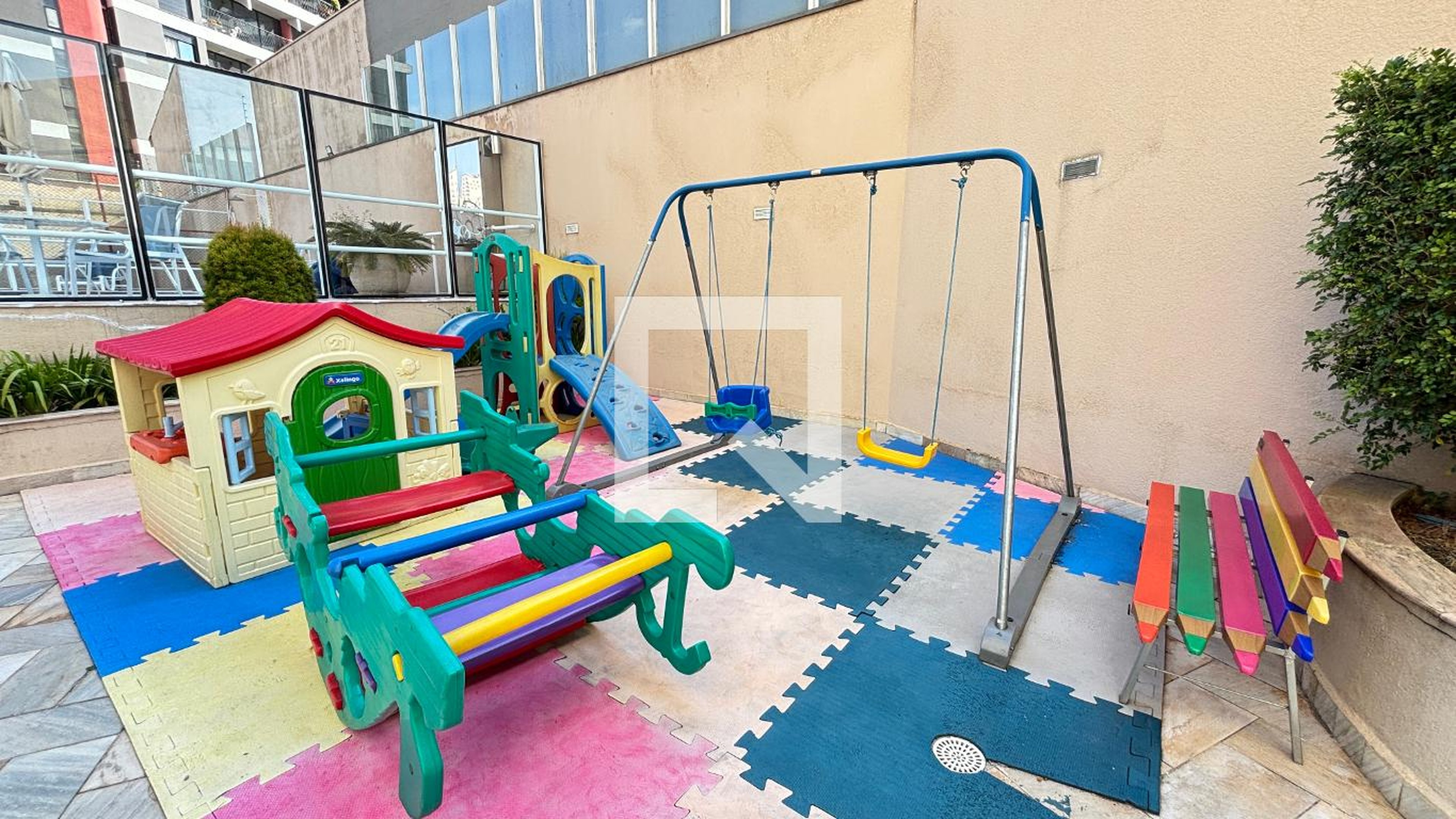 Playground - Monumental Dali