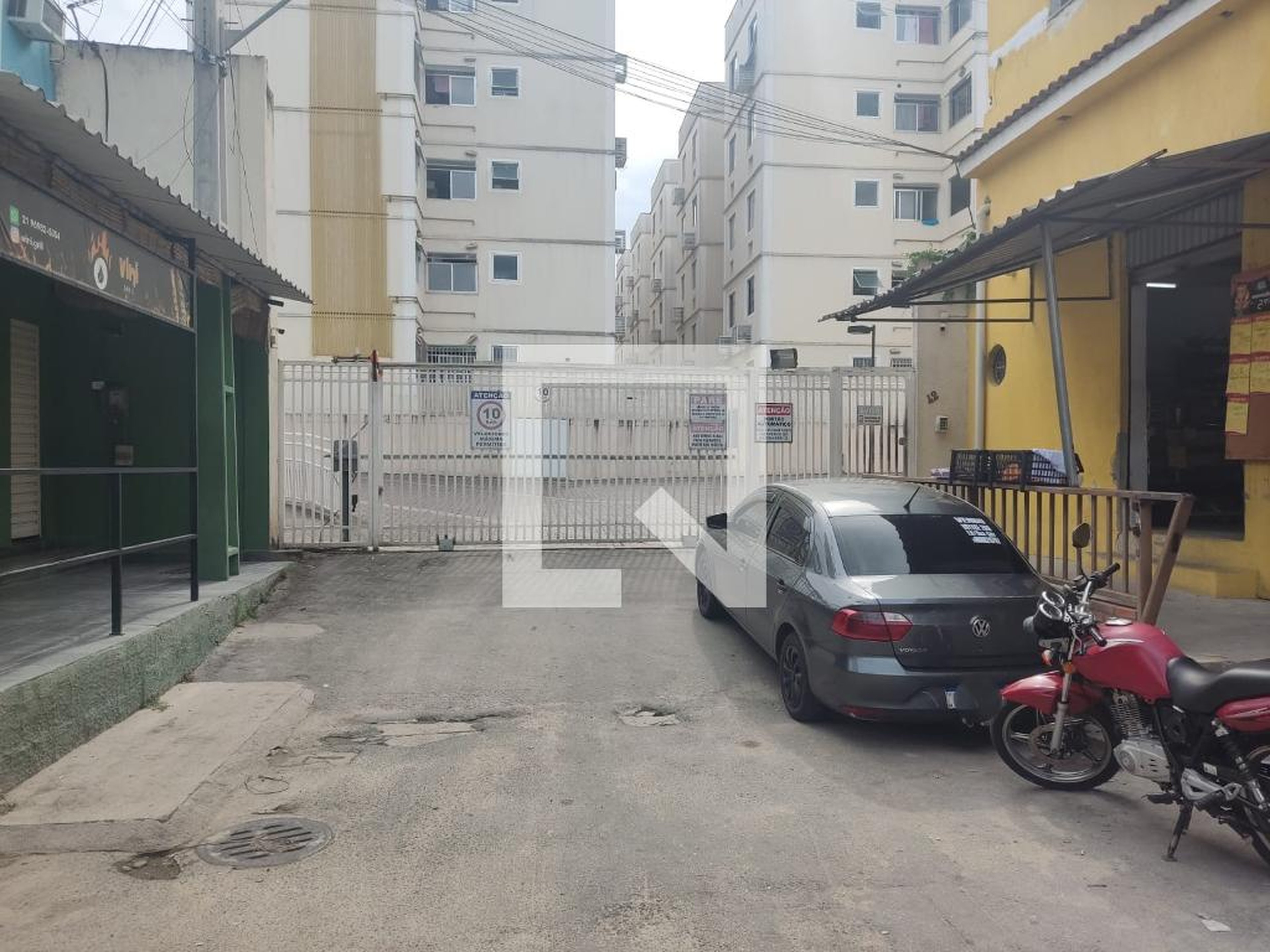 Fachada Condomínio em Travessa Joaquim Seabra, 1