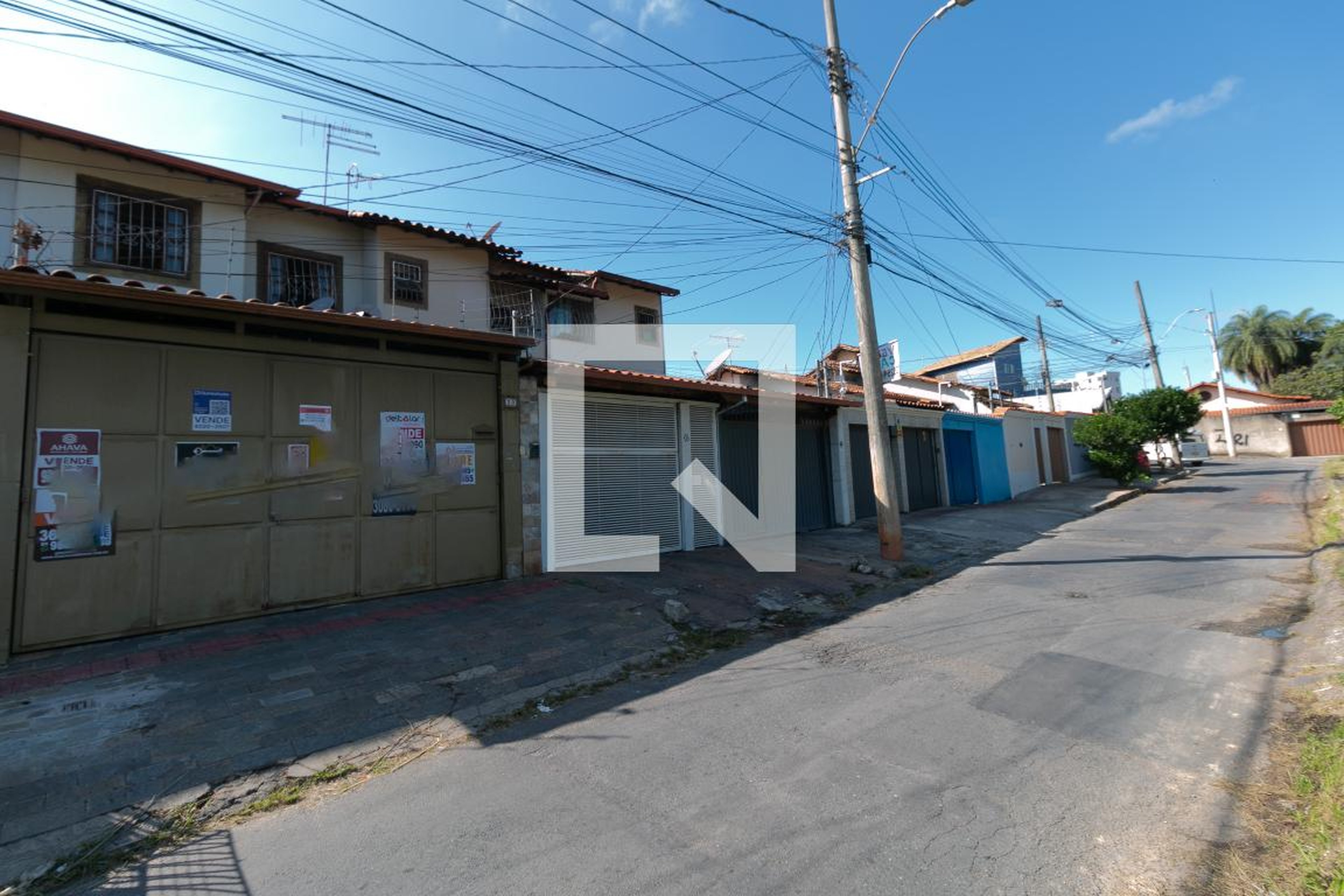 Fachada Condomínio em Rua Gameleira, 20