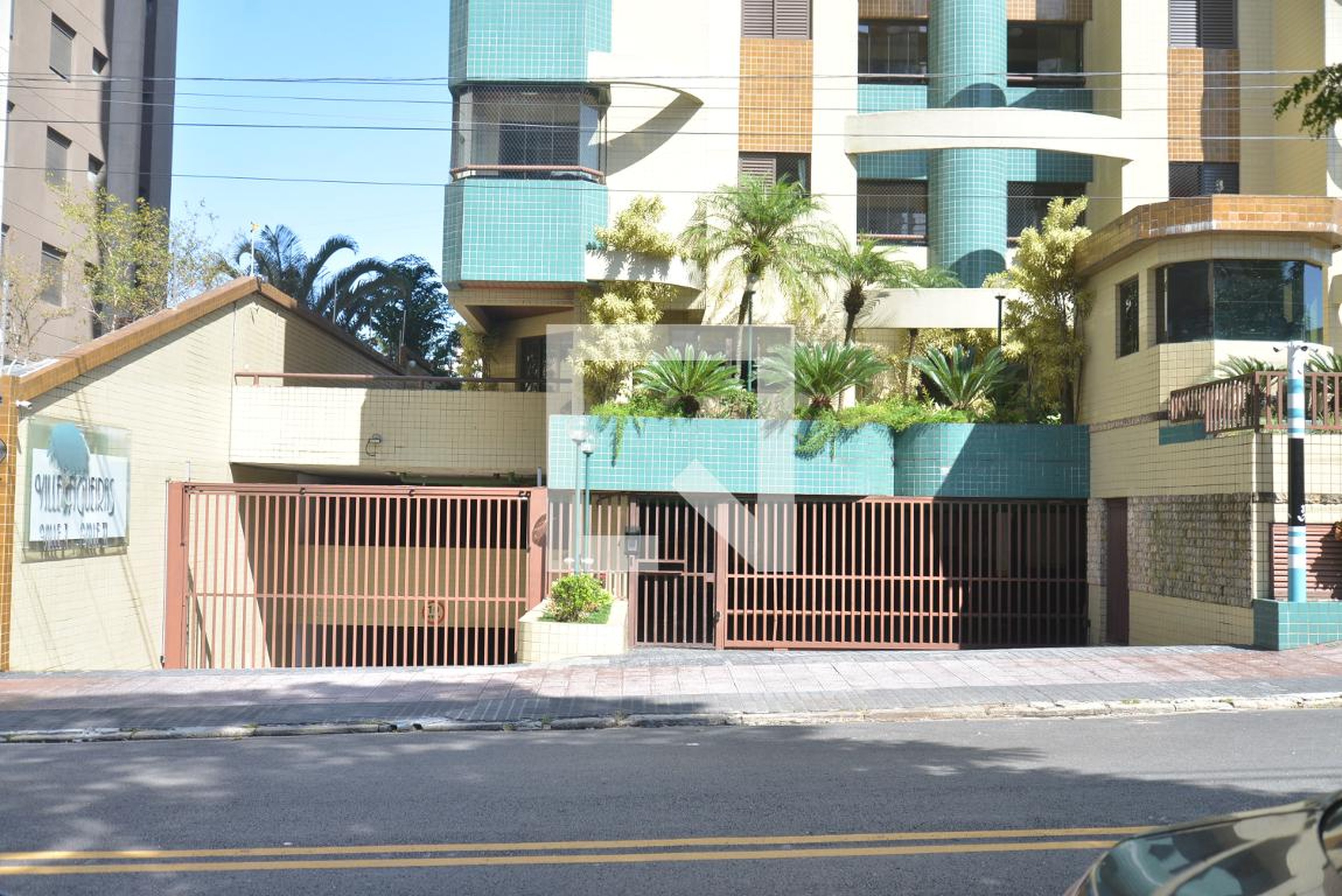 Fachada do Prédio Condomínio Ville Figueiras