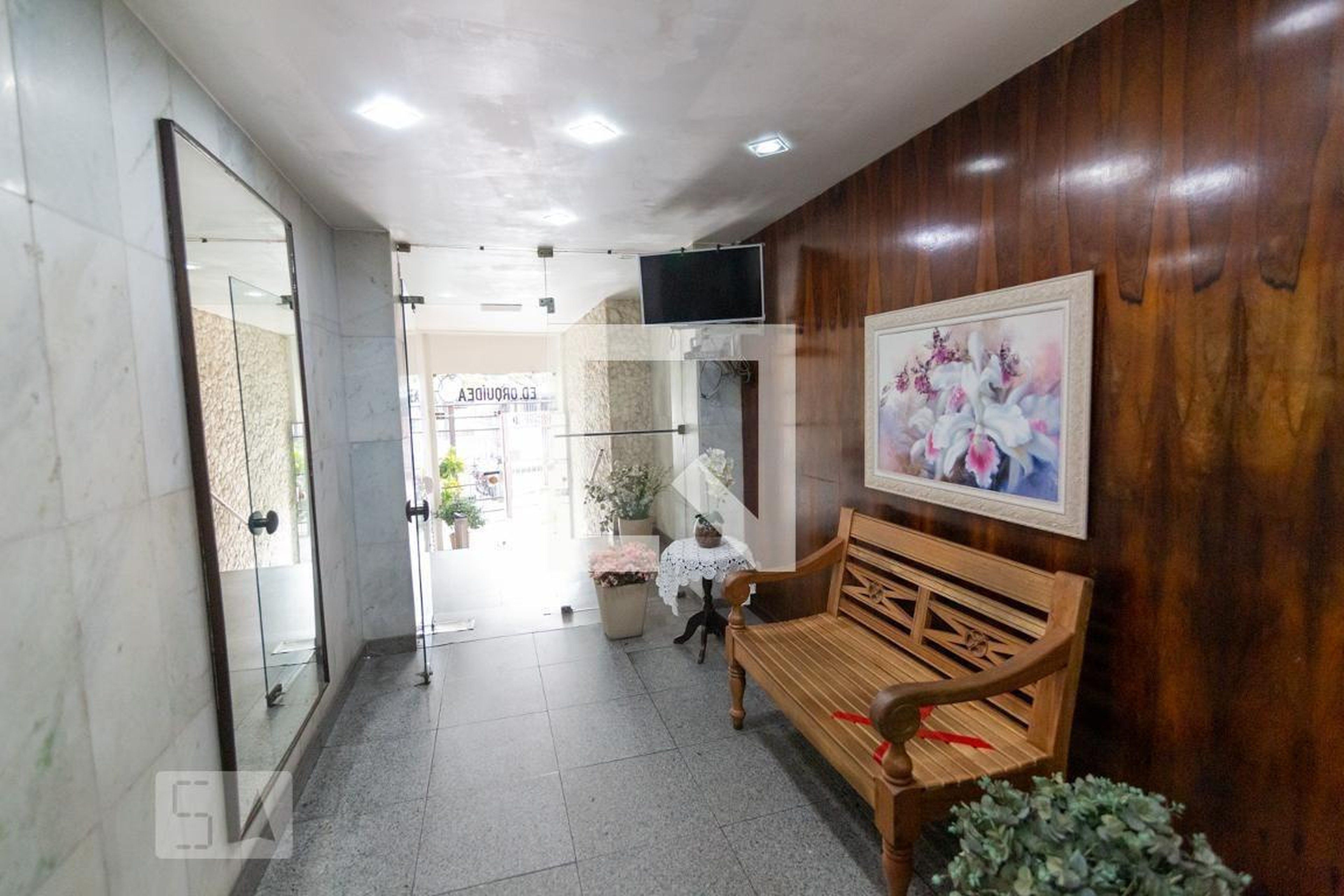 Hall - Edifício Orquídea