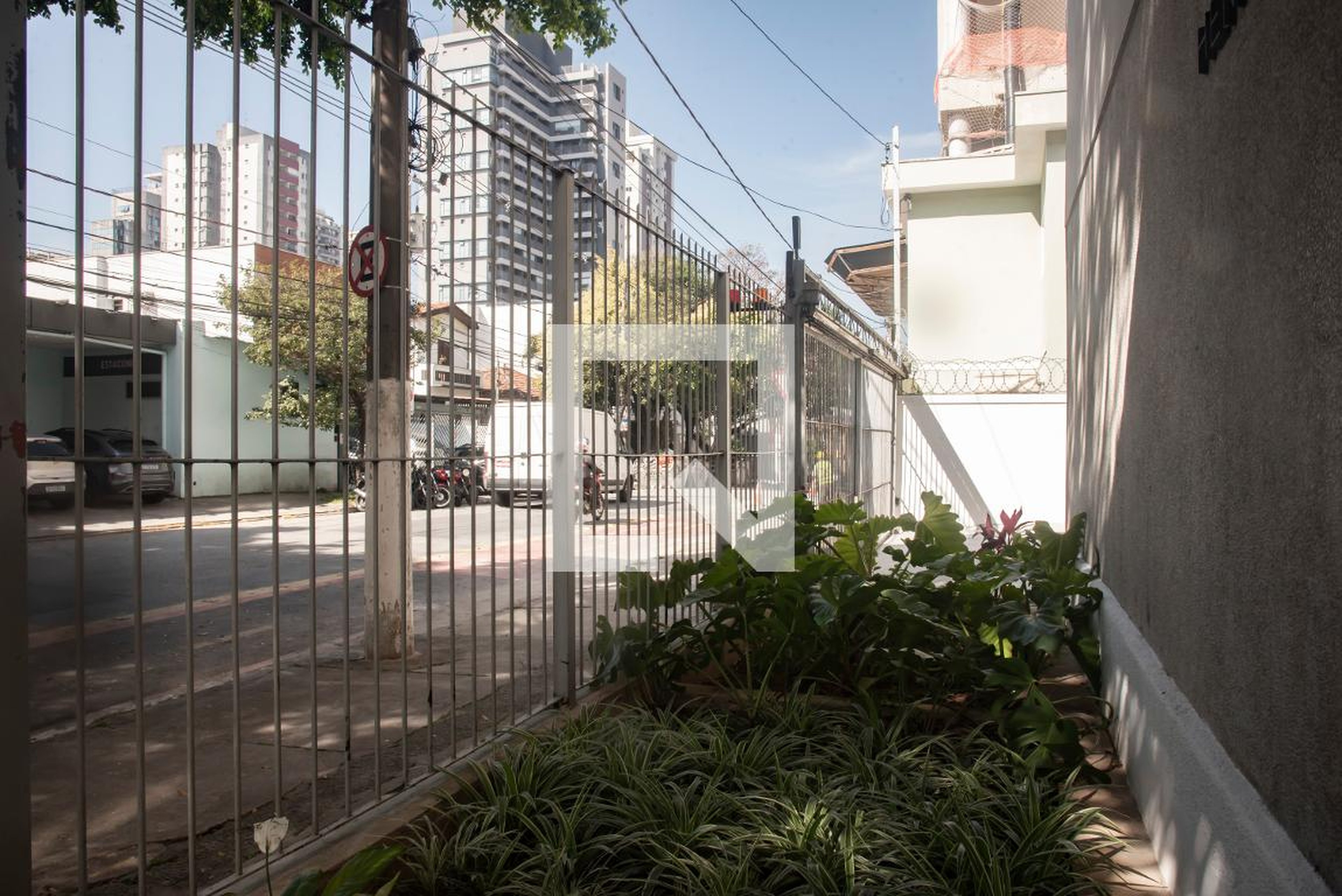 Entrada - Edifício Henrique